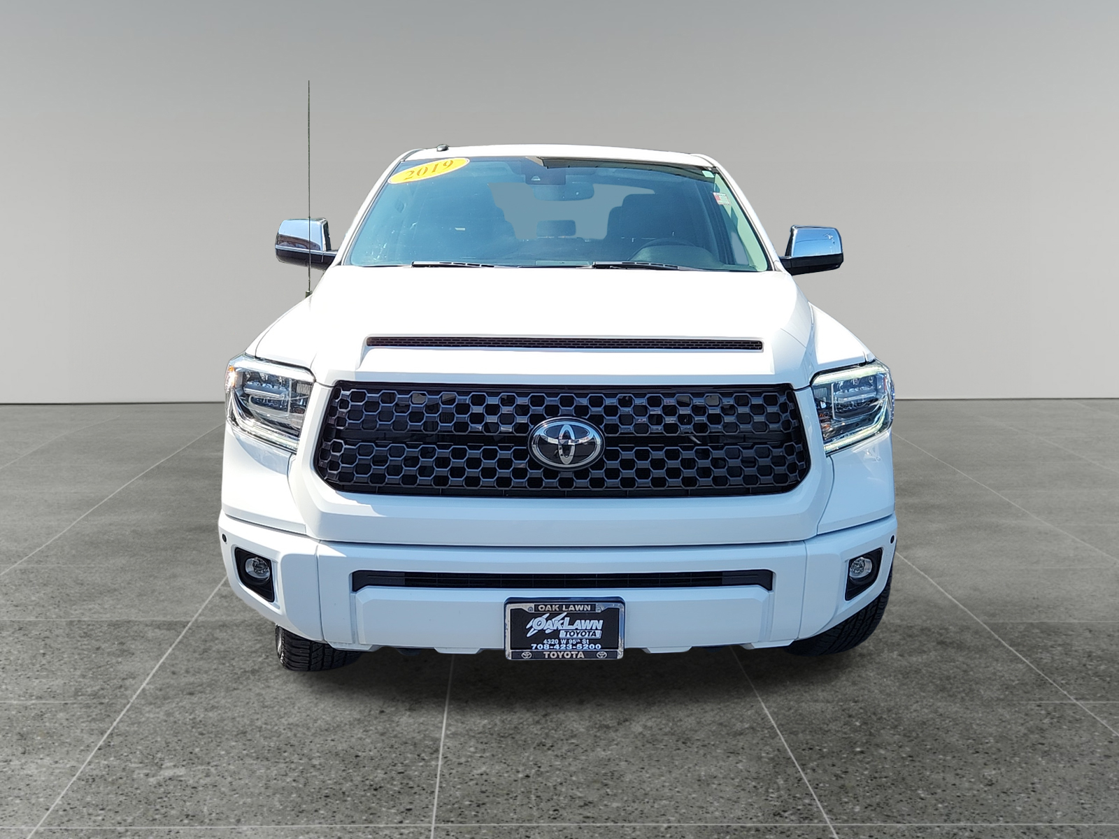 2019 Toyota Tundra 4WD Platinum 2