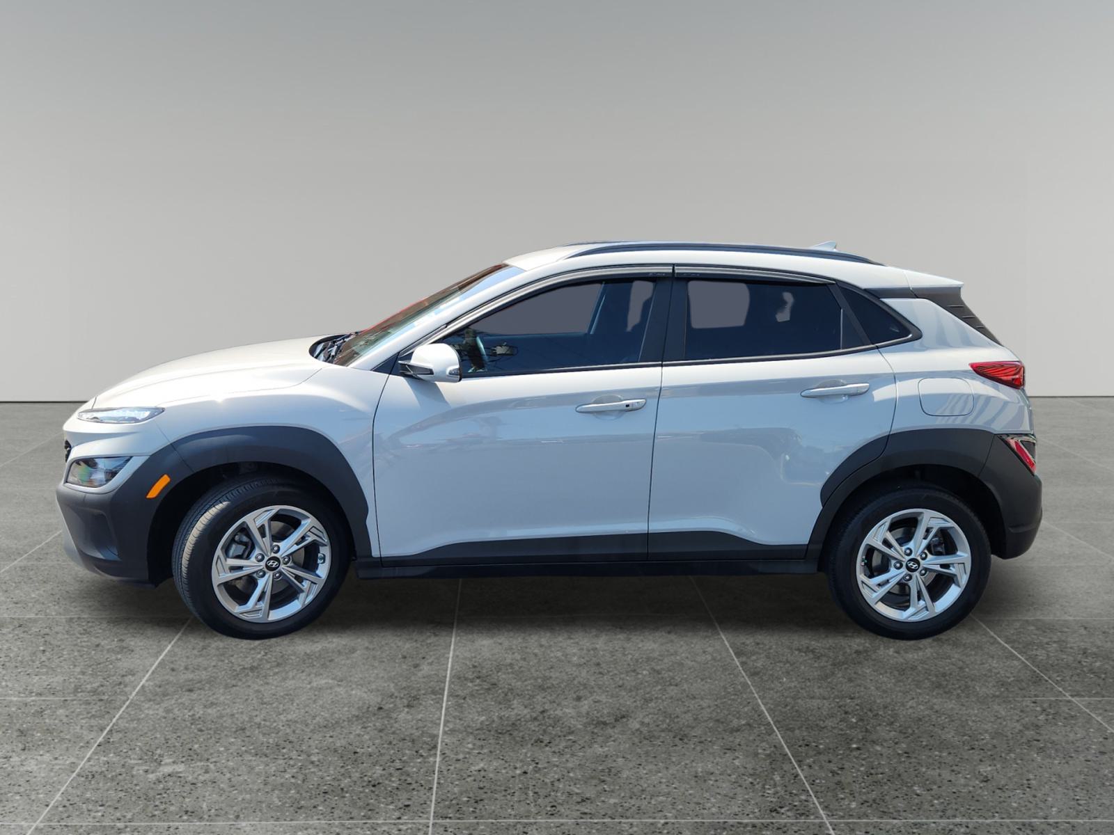 2022 Hyundai Kona SEL 4