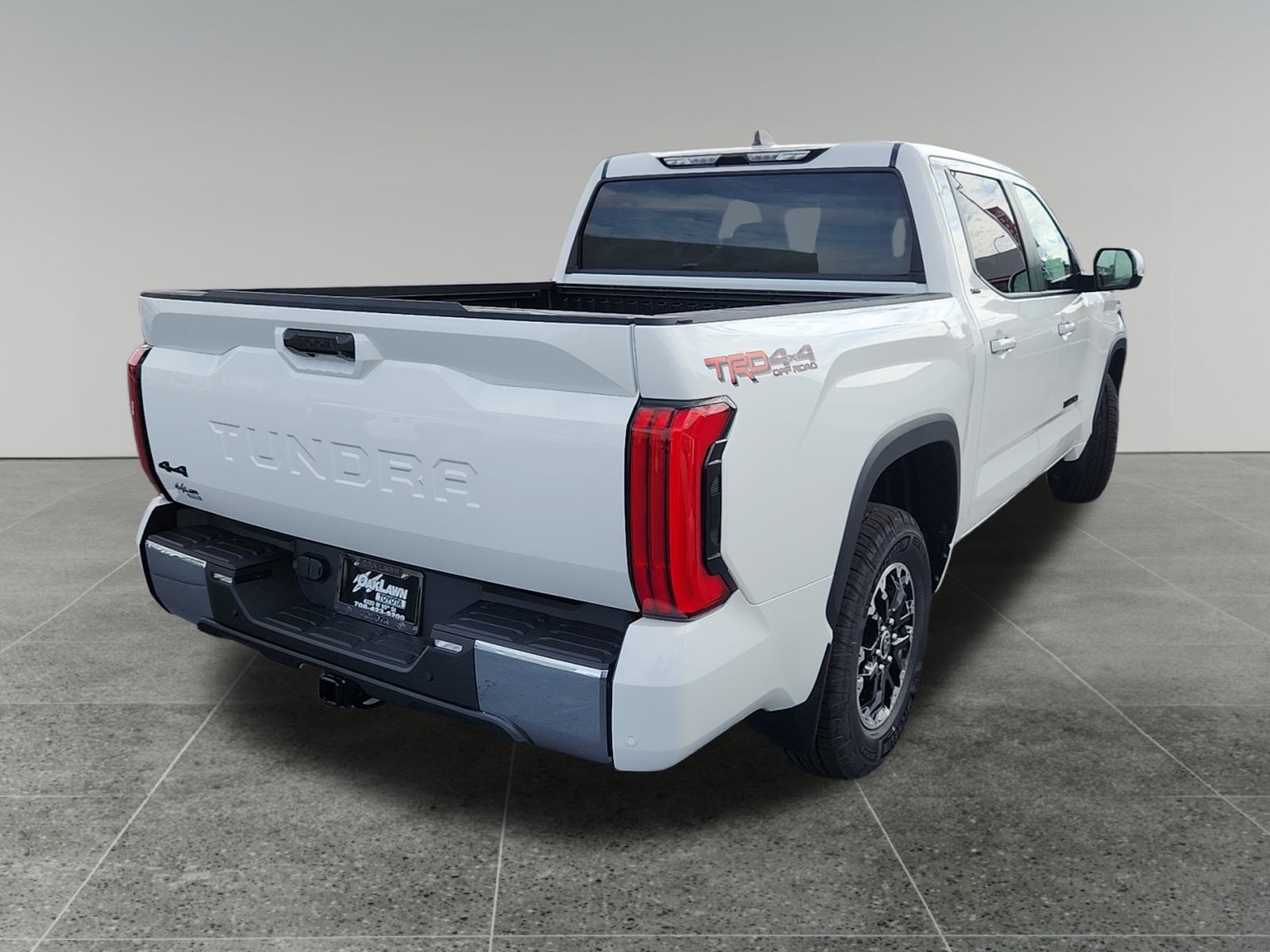 2024 Toyota Tundra 4WD SR5 7