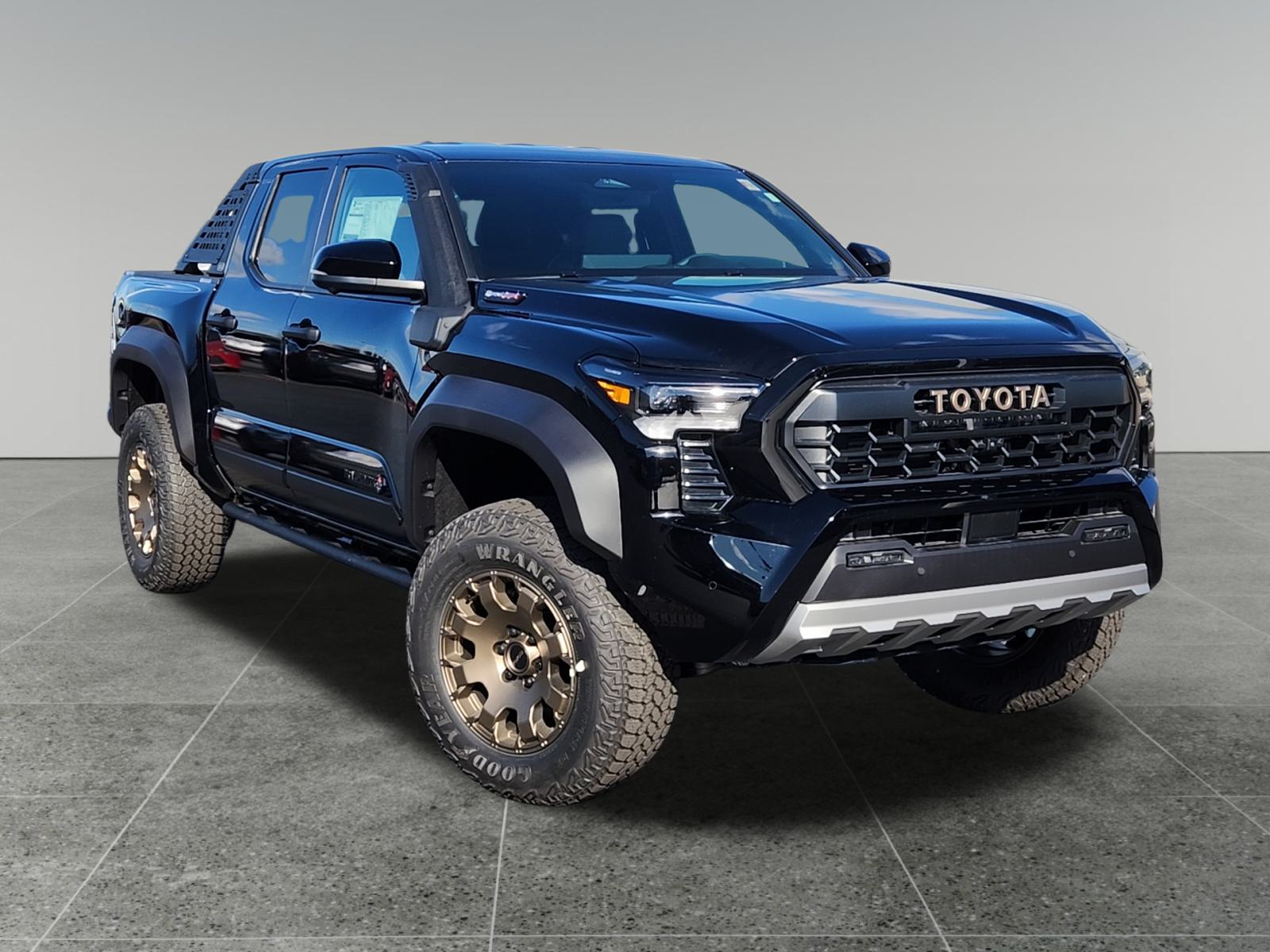 2024 Toyota Tacoma 4WD  1