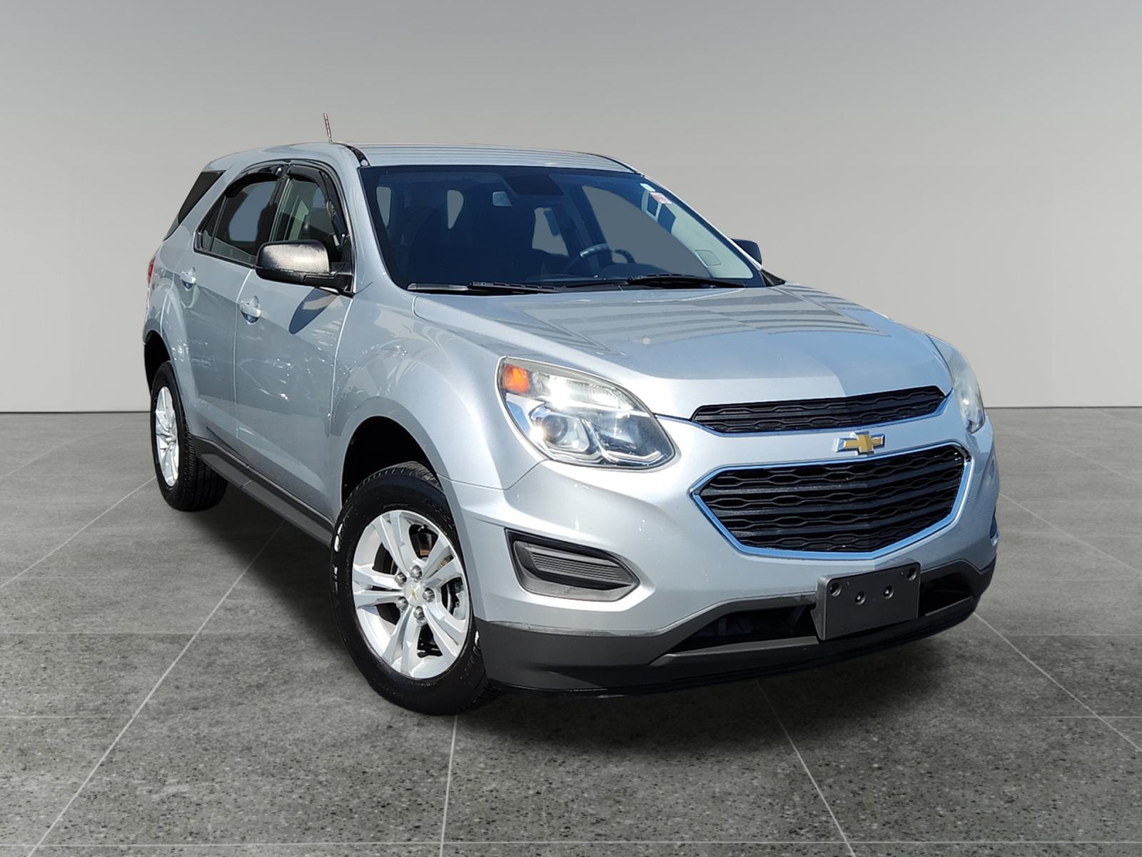 2017 Chevrolet Equinox LS 1