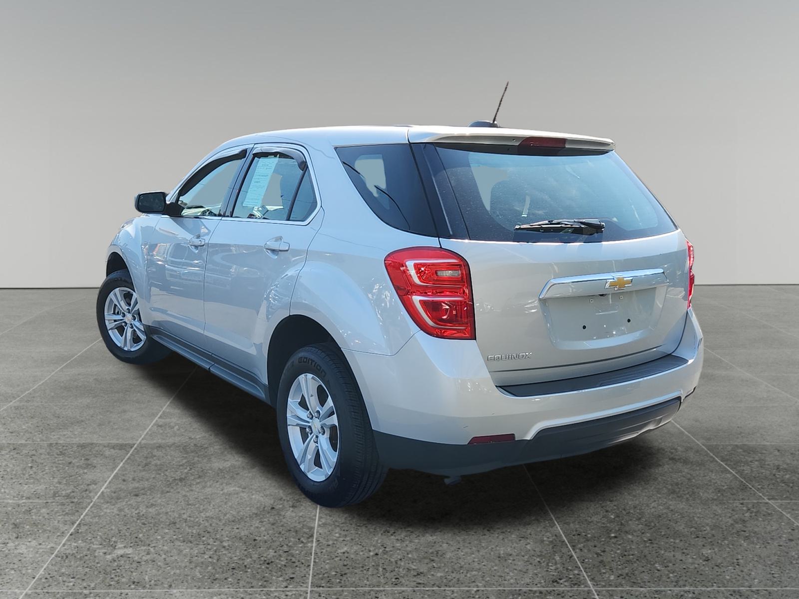 2017 Chevrolet Equinox LS 5