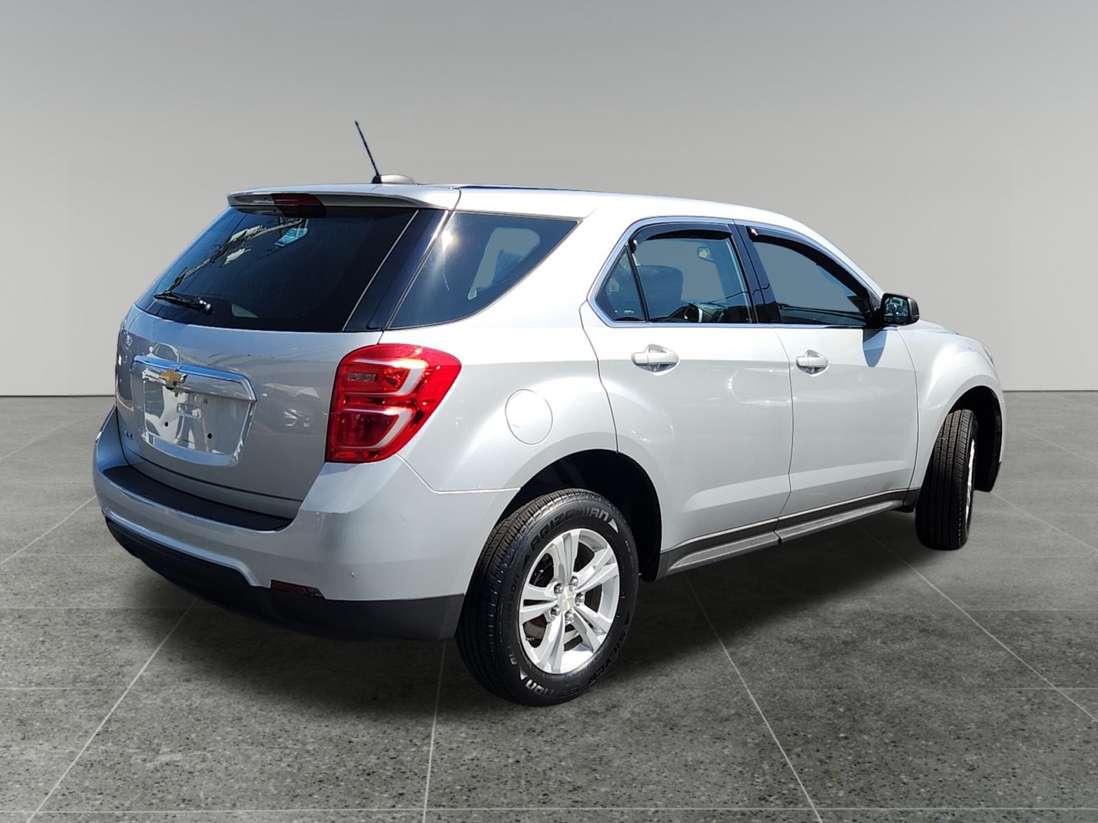 2017 Chevrolet Equinox LS 7