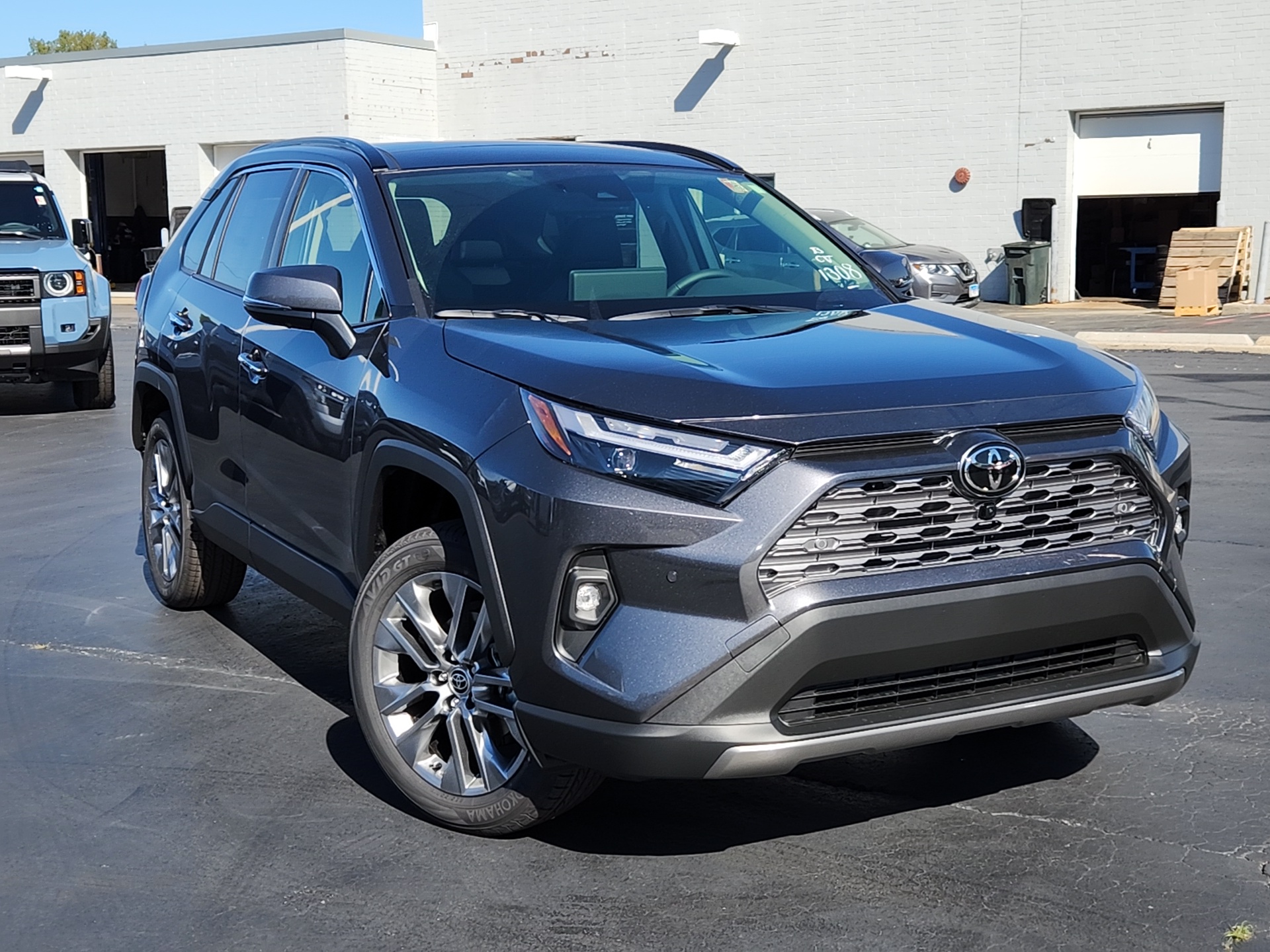 2024 Toyota RAV4 Limited 27