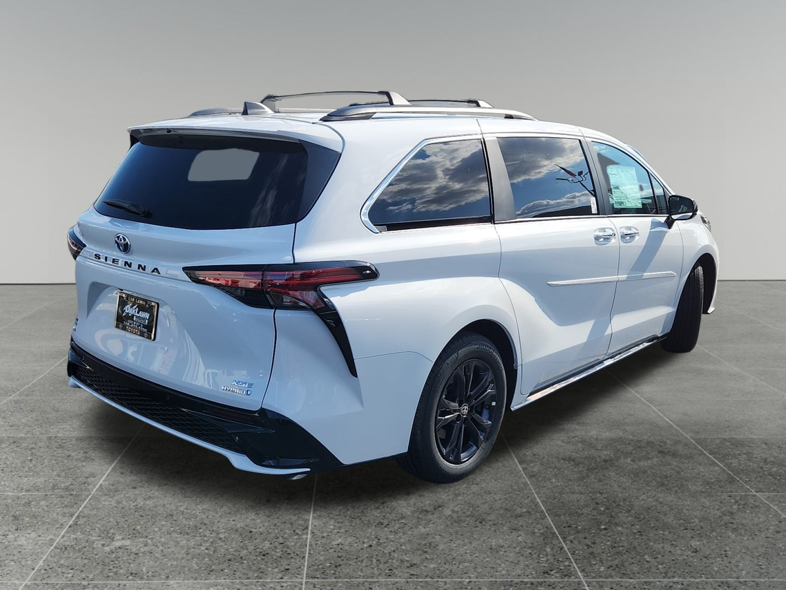 2024 Toyota Sienna XSE 7