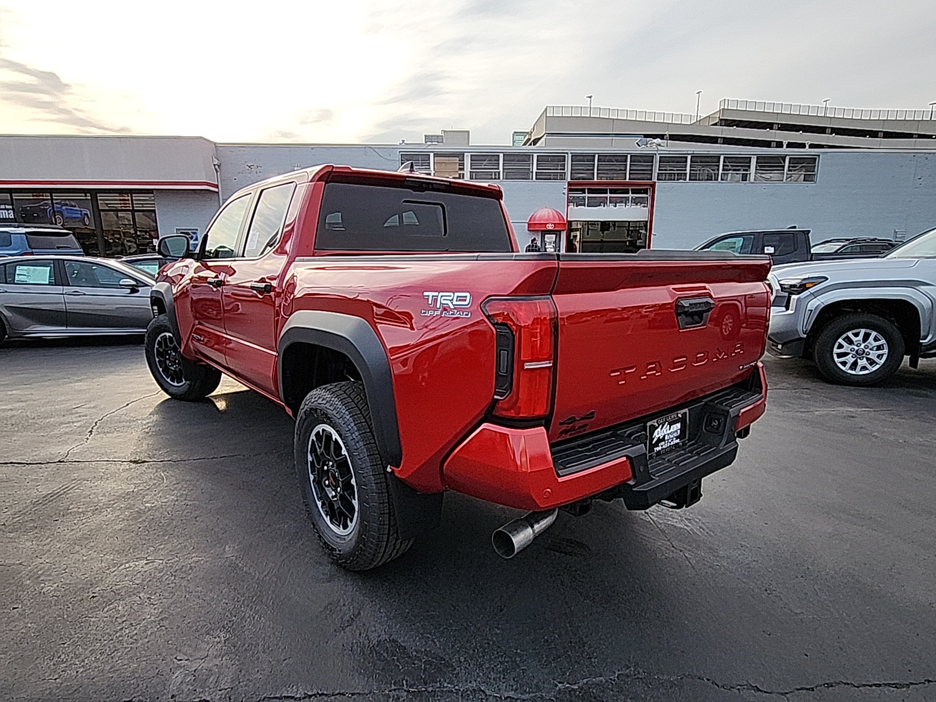 2024 Toyota Tacoma 4WD TRD Off Road Hybrid 15