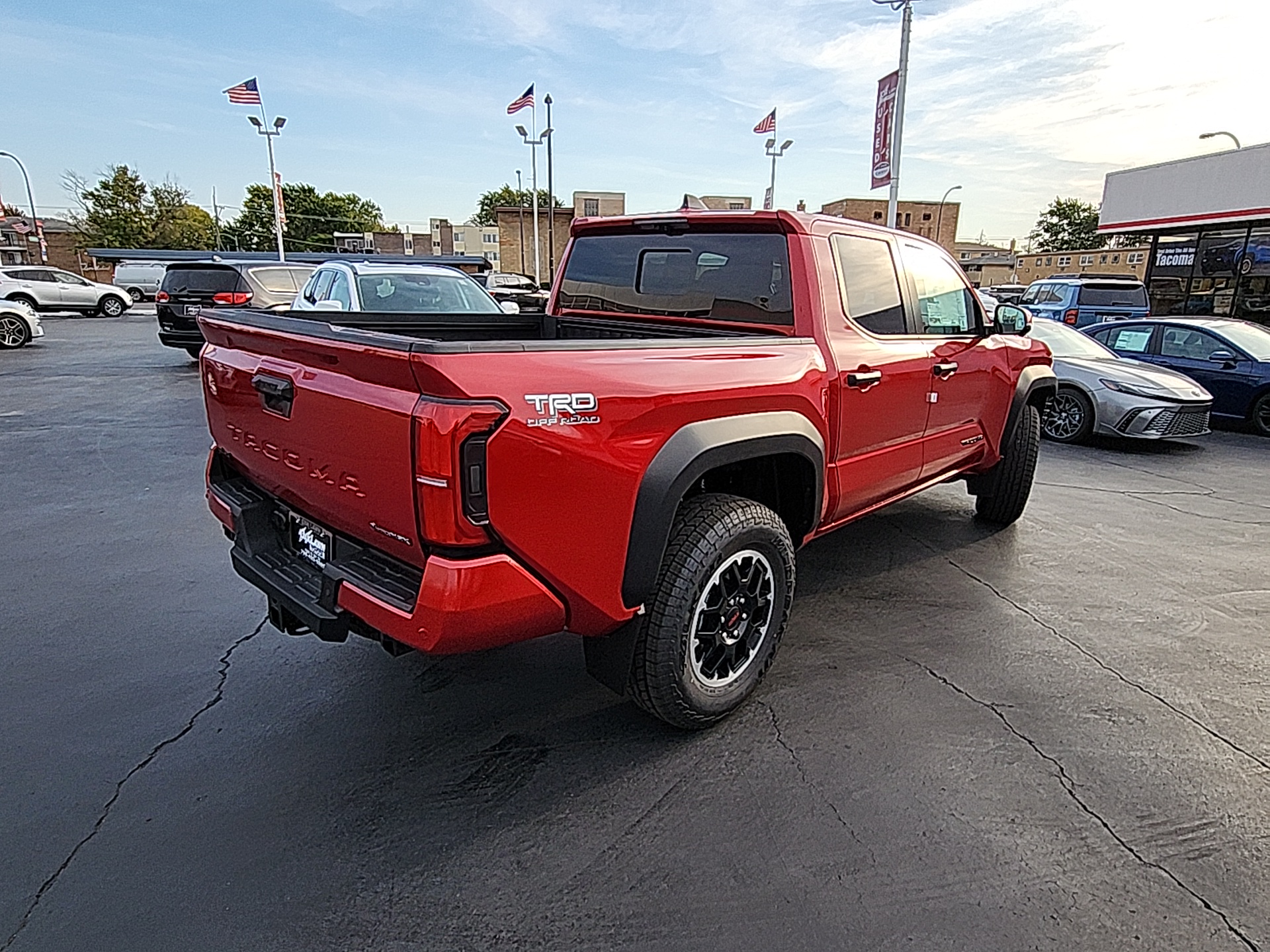 2024 Toyota Tacoma 4WD TRD Off Road Hybrid 17