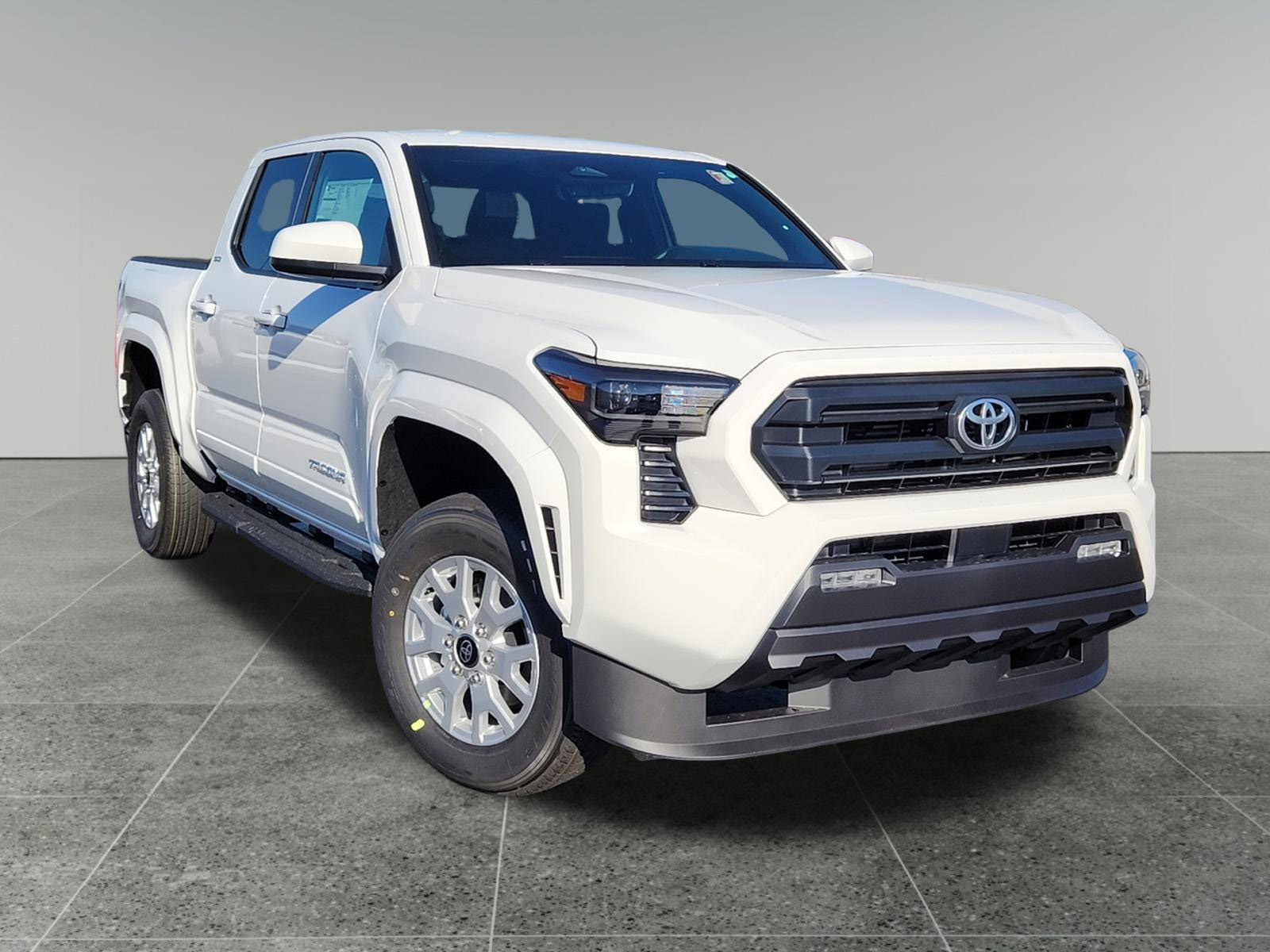 2024 Toyota Tacoma 4WD SR5 1