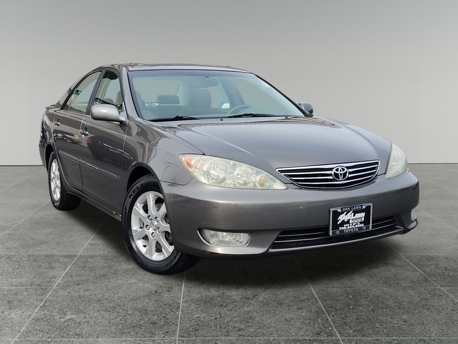 2005 Toyota Camry XLE 1