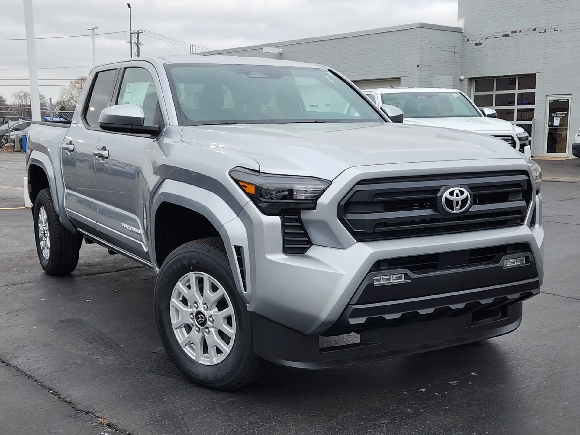 2024 Toyota Tacoma 4WD SR5 1