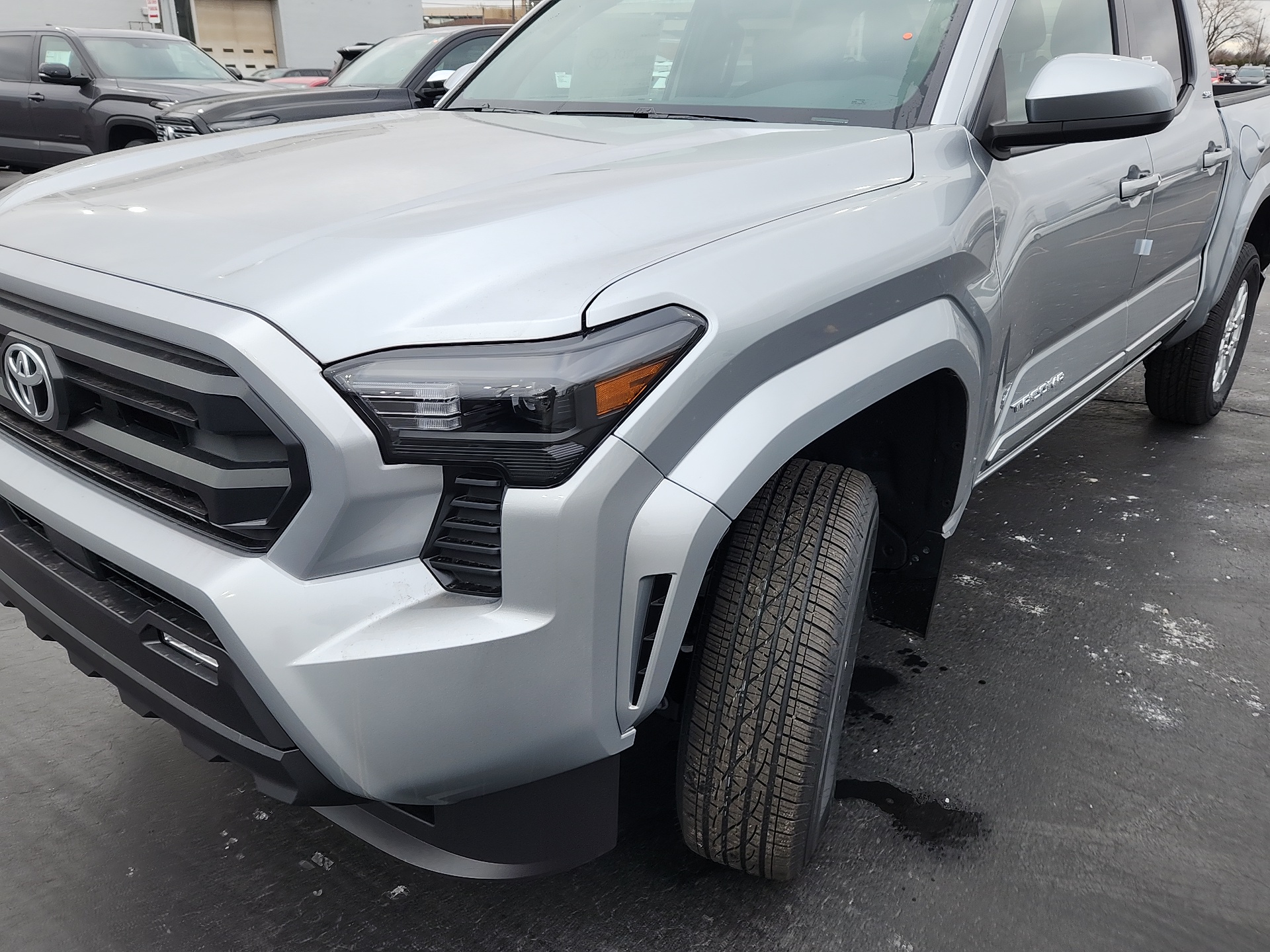 2024 Toyota Tacoma 4WD SR5 9