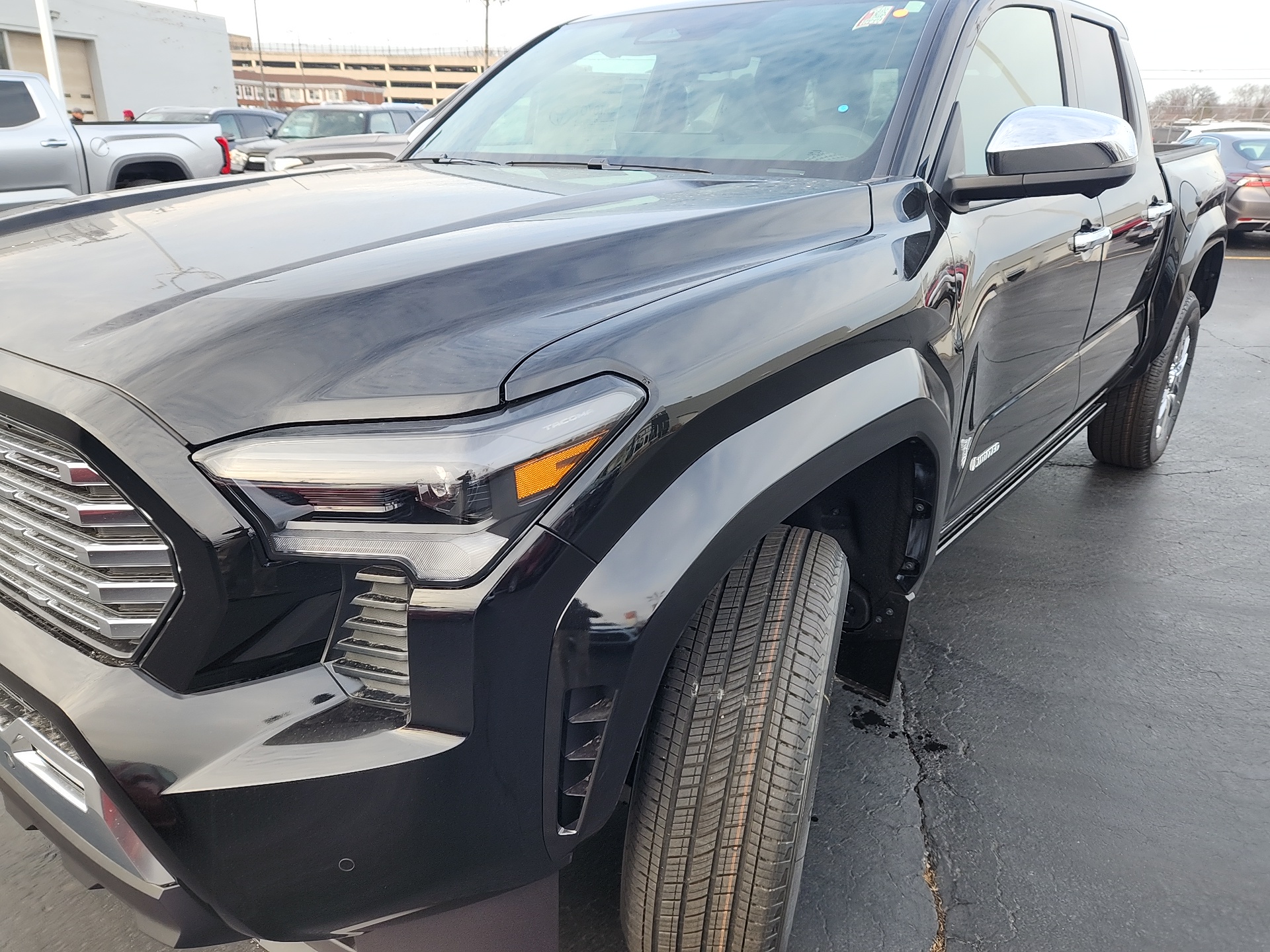 2024 Toyota Tacoma 4WD Limited 9