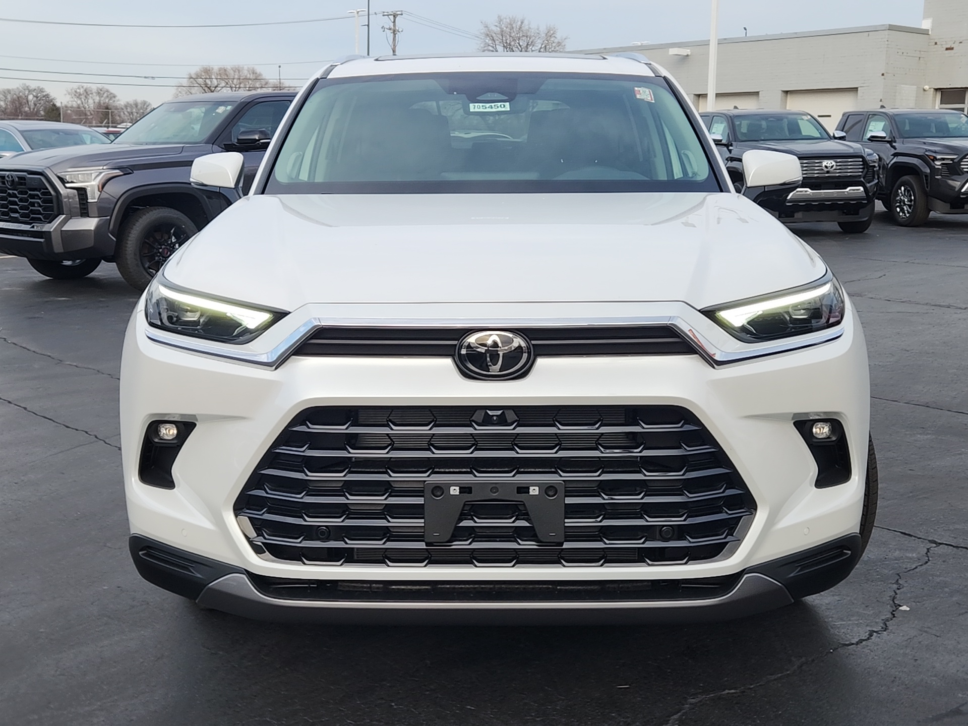 2024 Toyota Grand Highlander  2