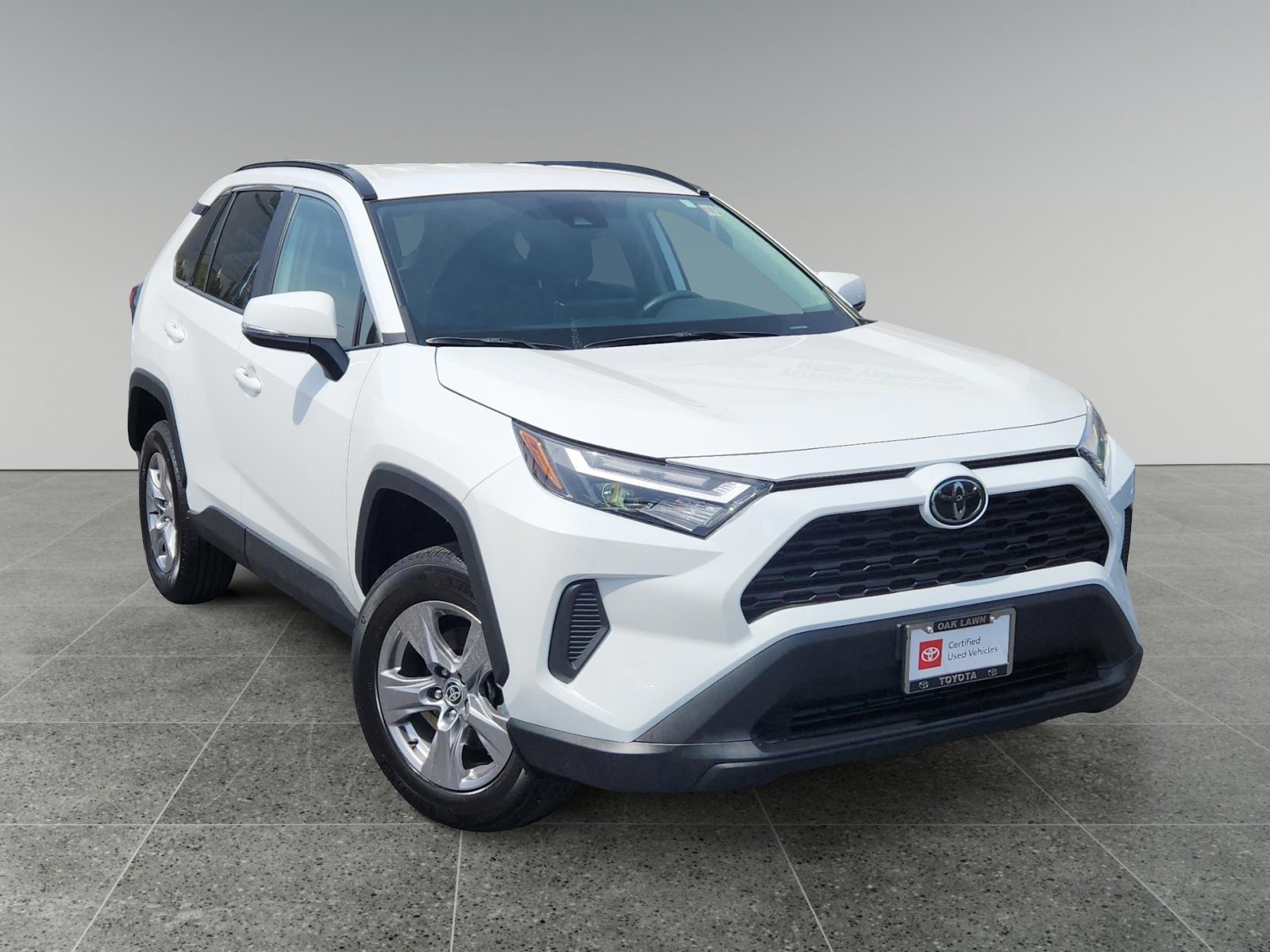 2023 Toyota RAV4 XLE 1