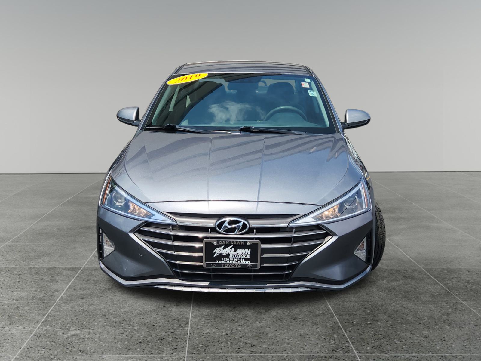 2019 Hyundai Elantra SE 2