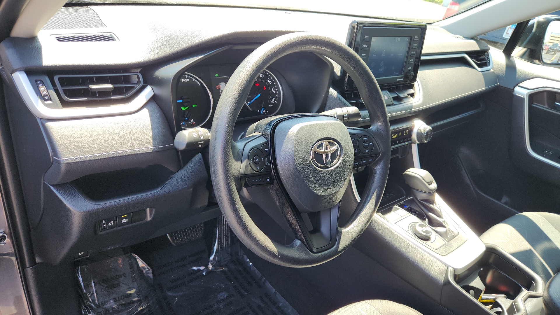 2021 Toyota RAV4 Hybrid XLE 11