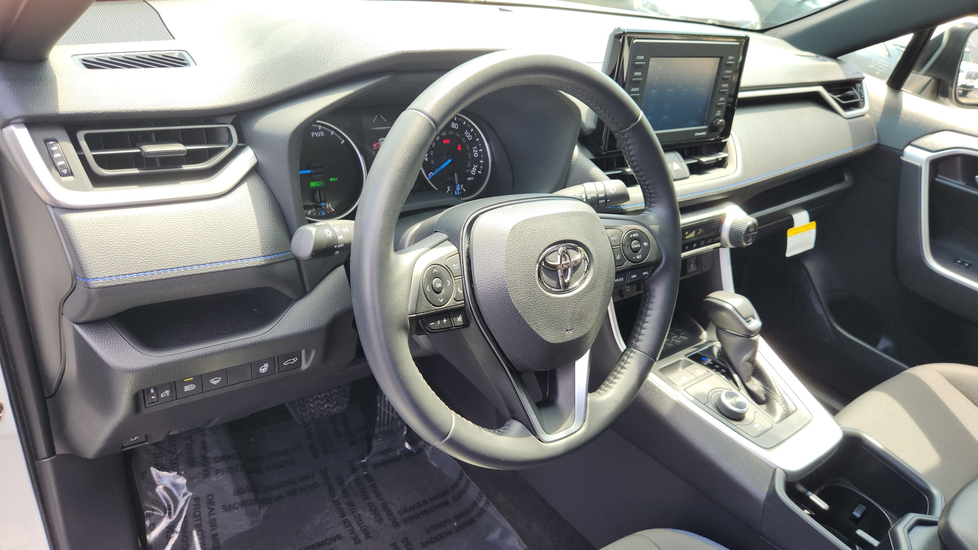 2022 Toyota RAV4 Hybrid SE 11