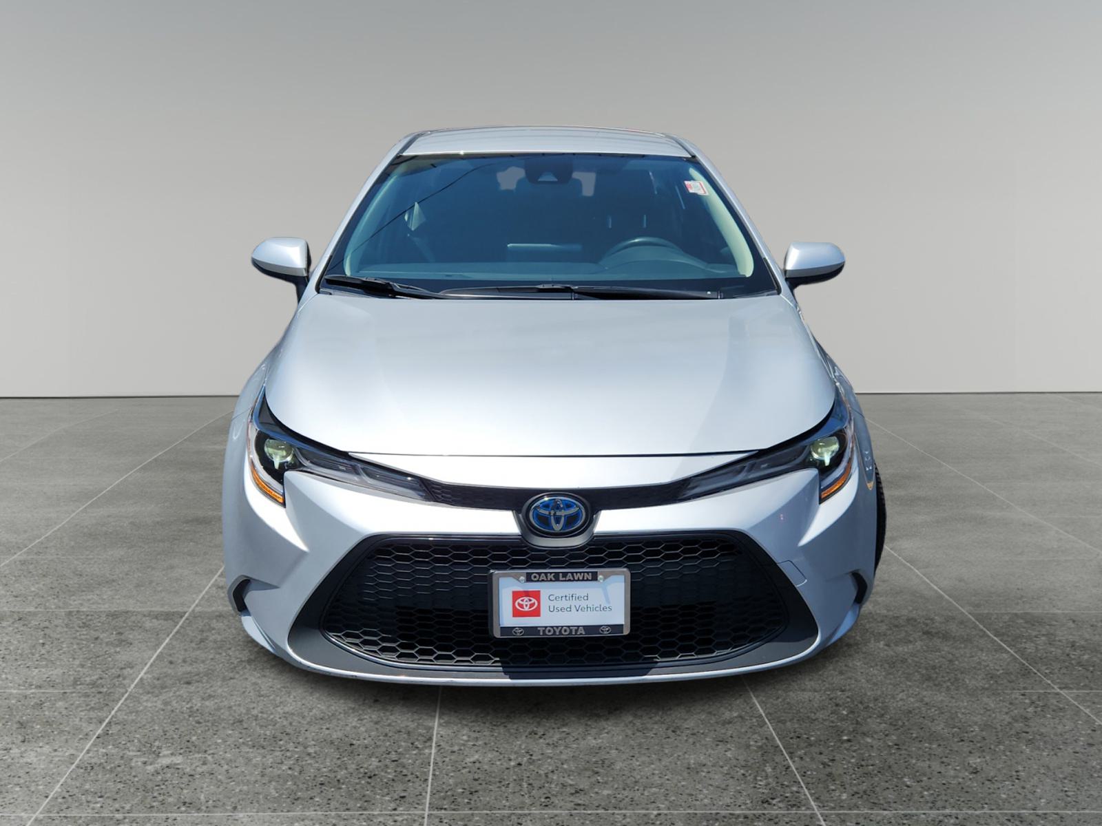 2022 Toyota Corolla Hybrid LE 2