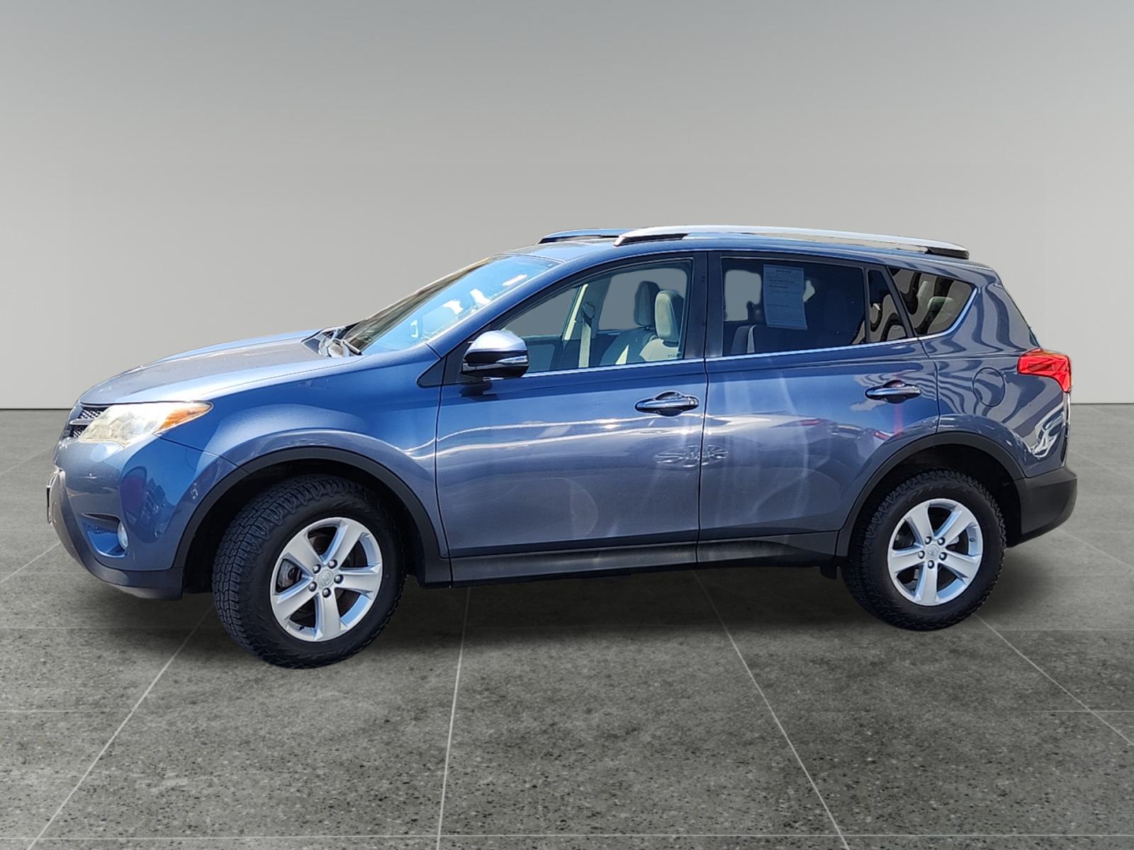 2014 Toyota RAV4 XLE 4