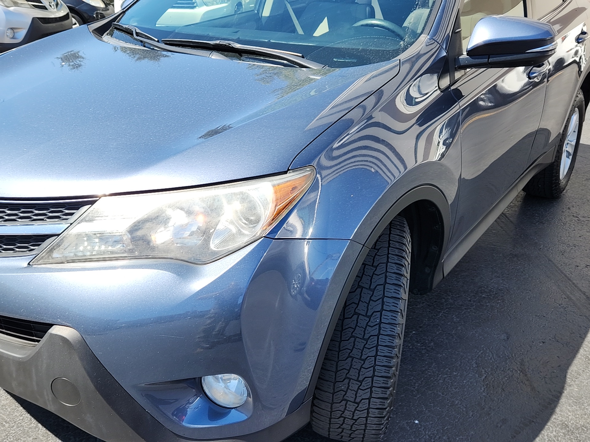 2014 Toyota RAV4 XLE 9