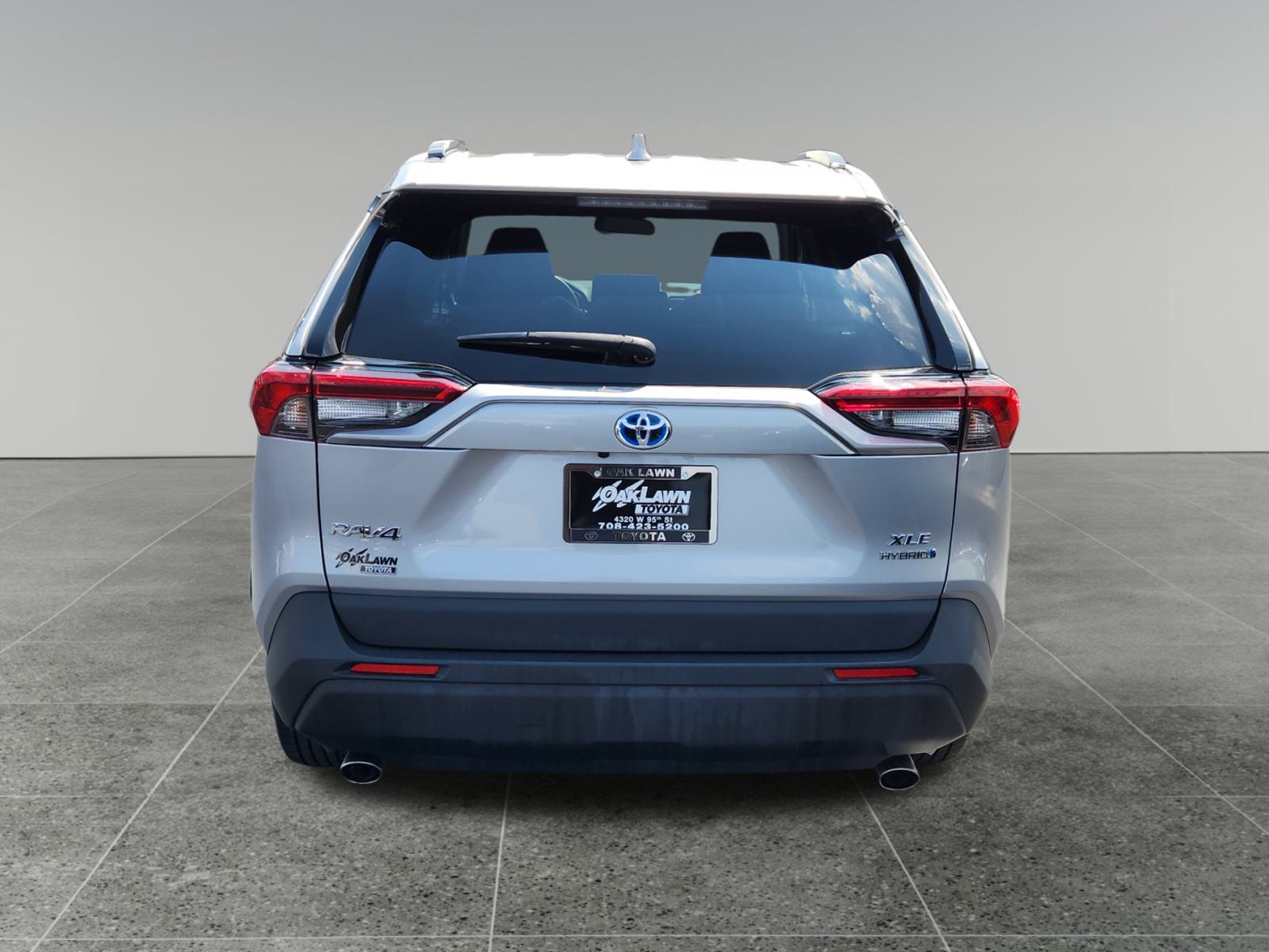 2021 Toyota RAV4 Hybrid XLE 6