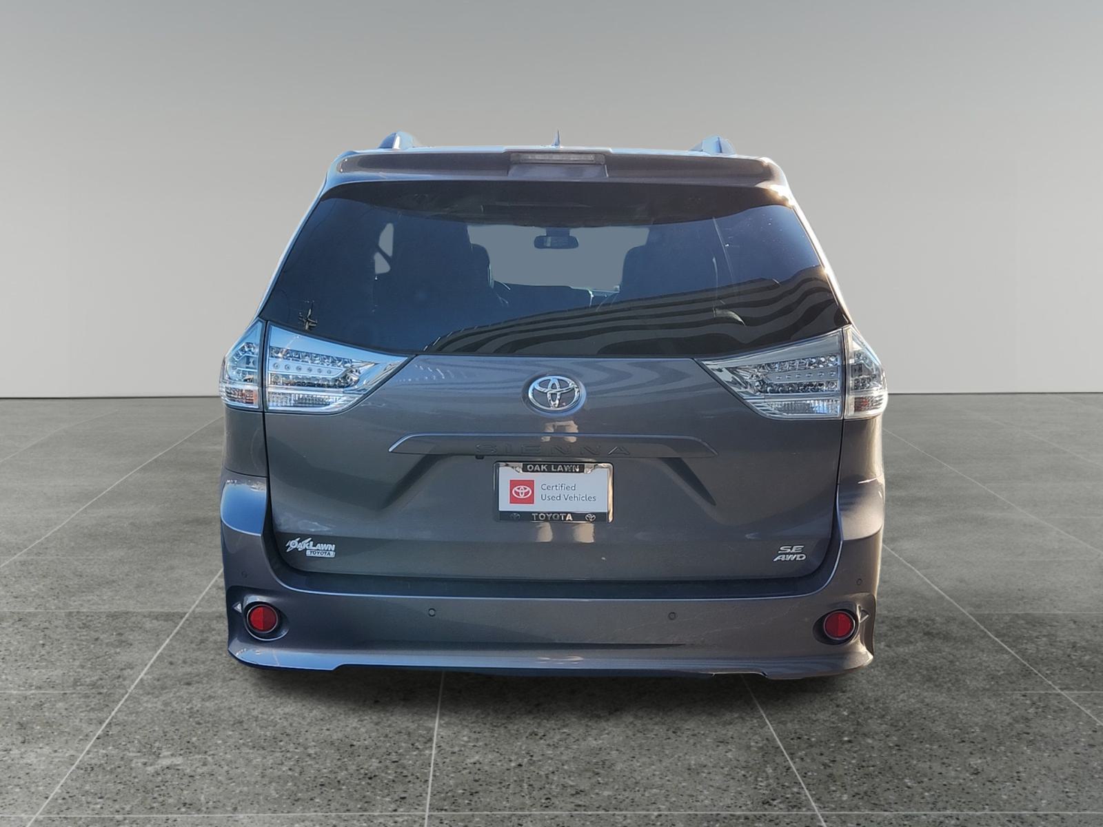 2019 Toyota Sienna SE Premium 6