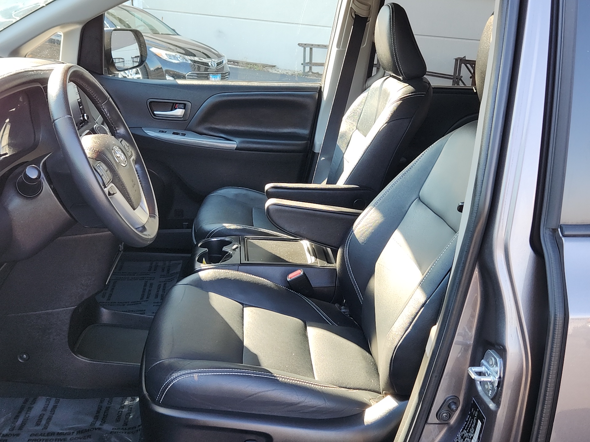 2019 Toyota Sienna SE Premium 21