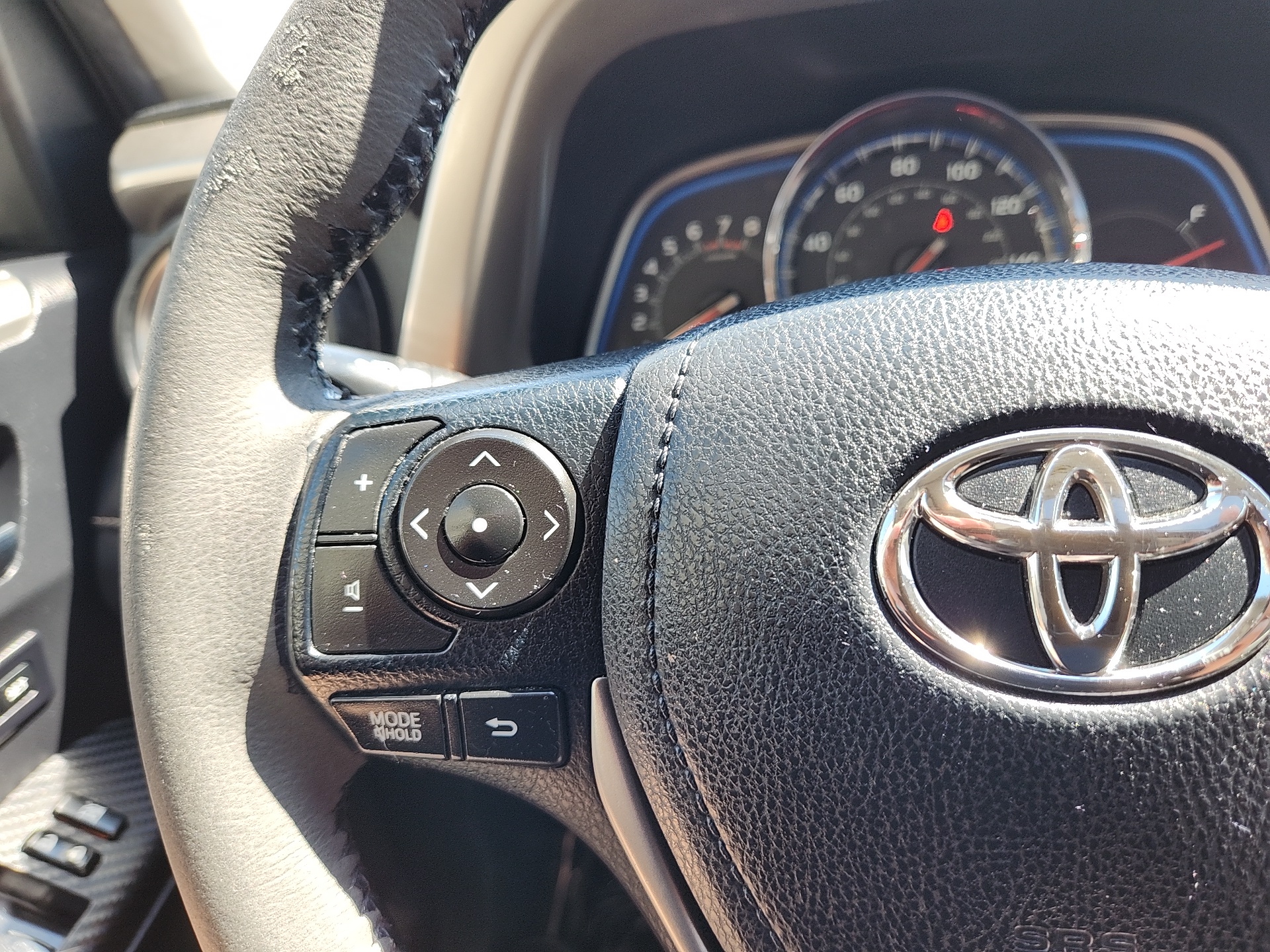 2013 Toyota RAV4 Limited 19