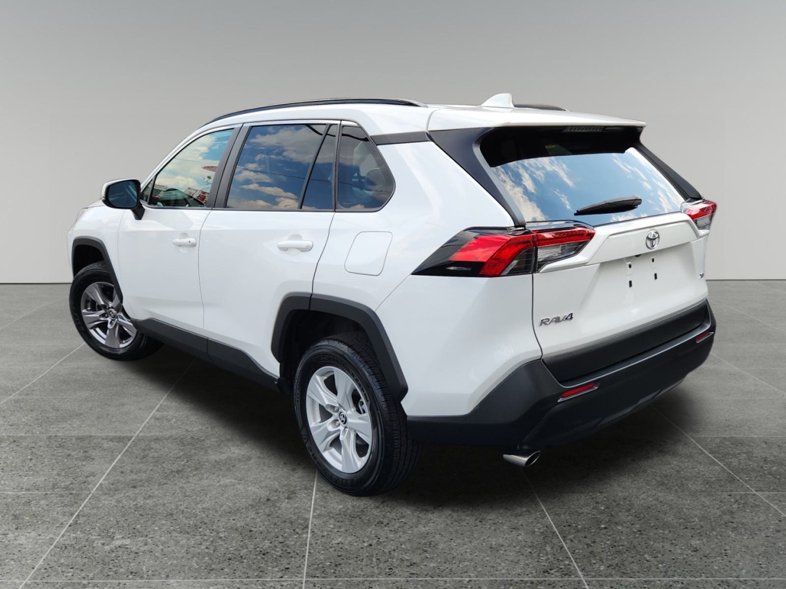 2023 Toyota RAV4 XLE 5