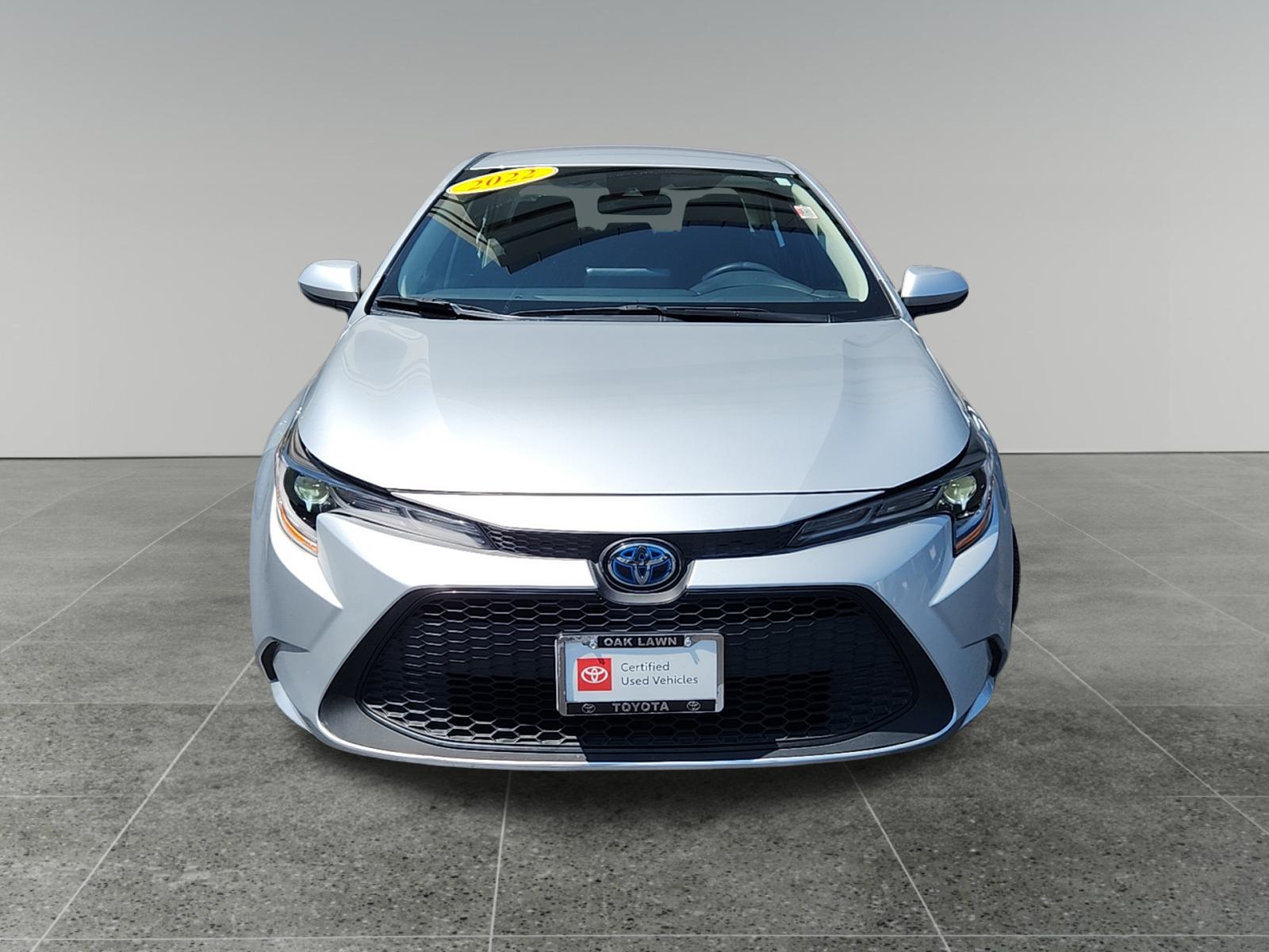 2022 Toyota Corolla Hybrid LE 2