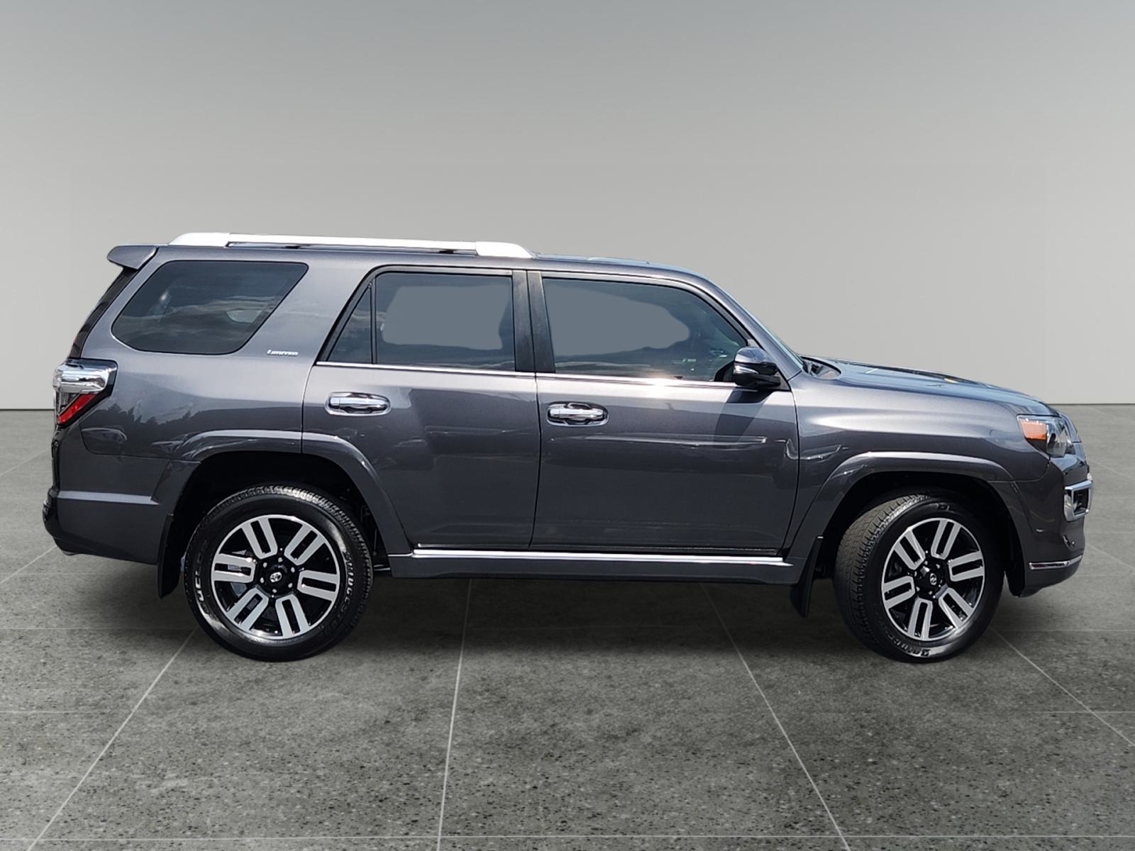 2022 Toyota 4Runner Limited 8