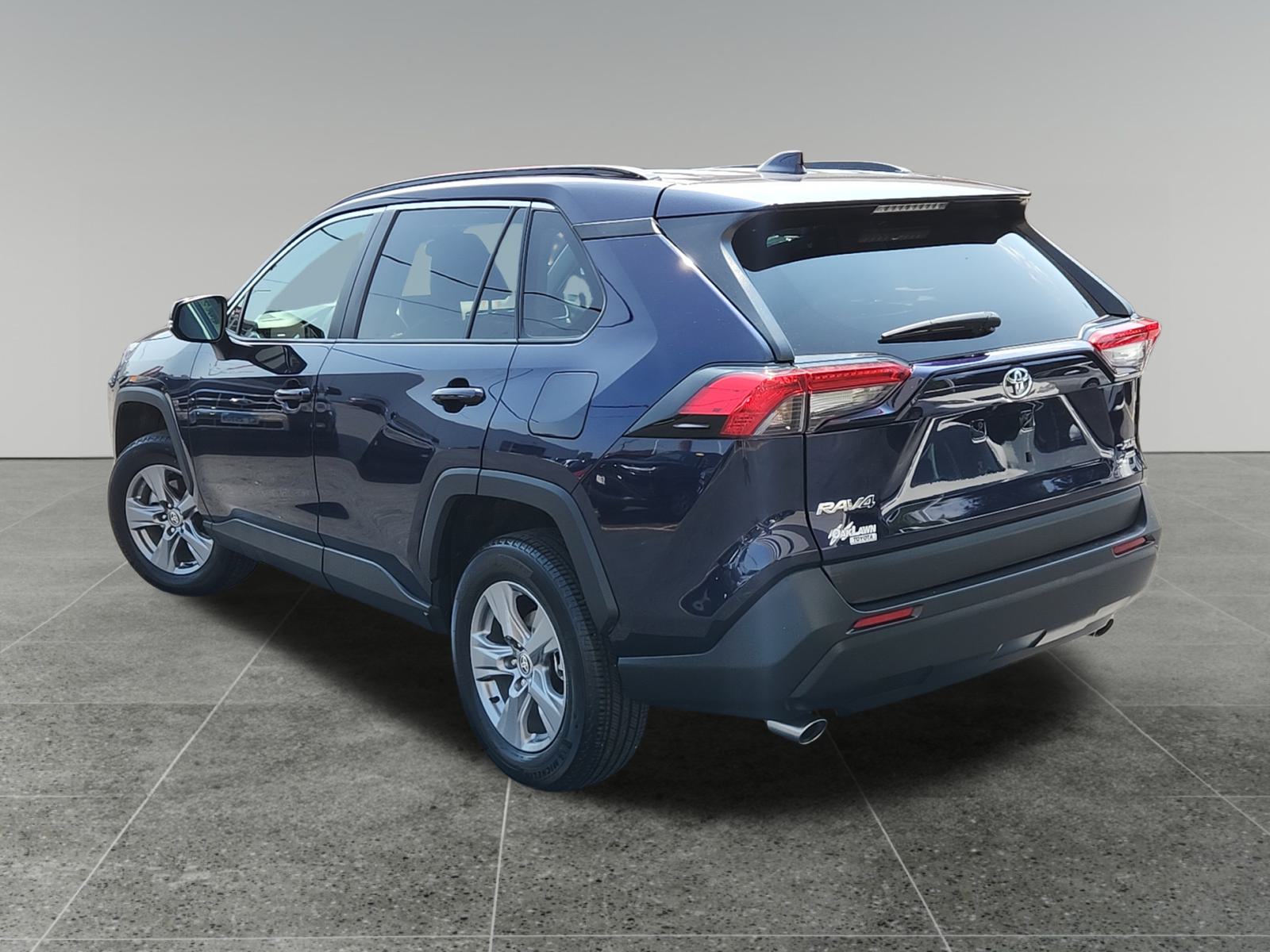 2024 Toyota RAV4 XLE 5