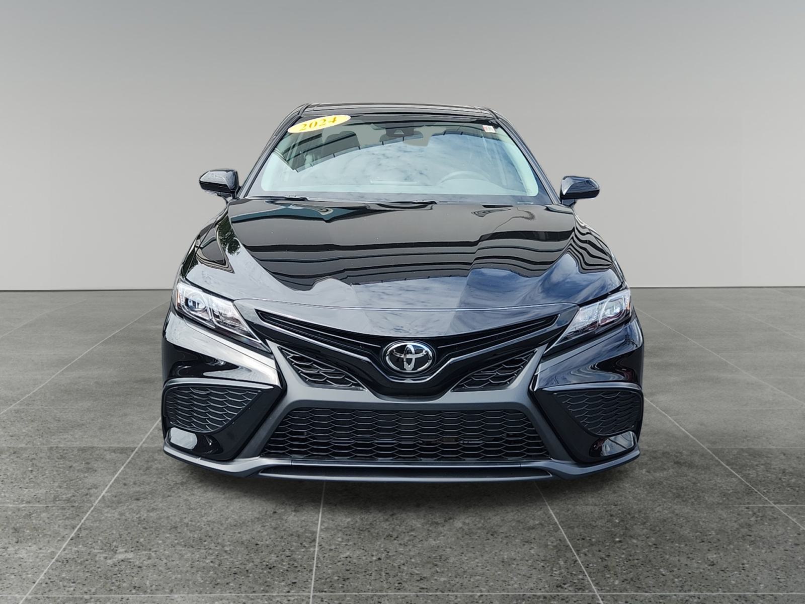 2024 Toyota Camry SE 2