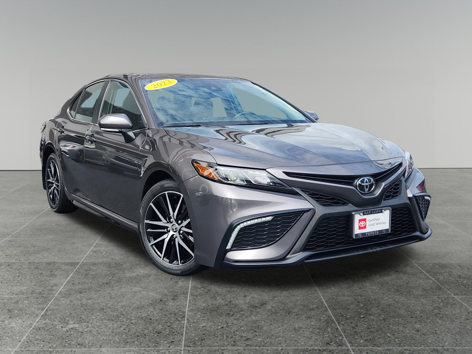 2023 Toyota Camry SE 1