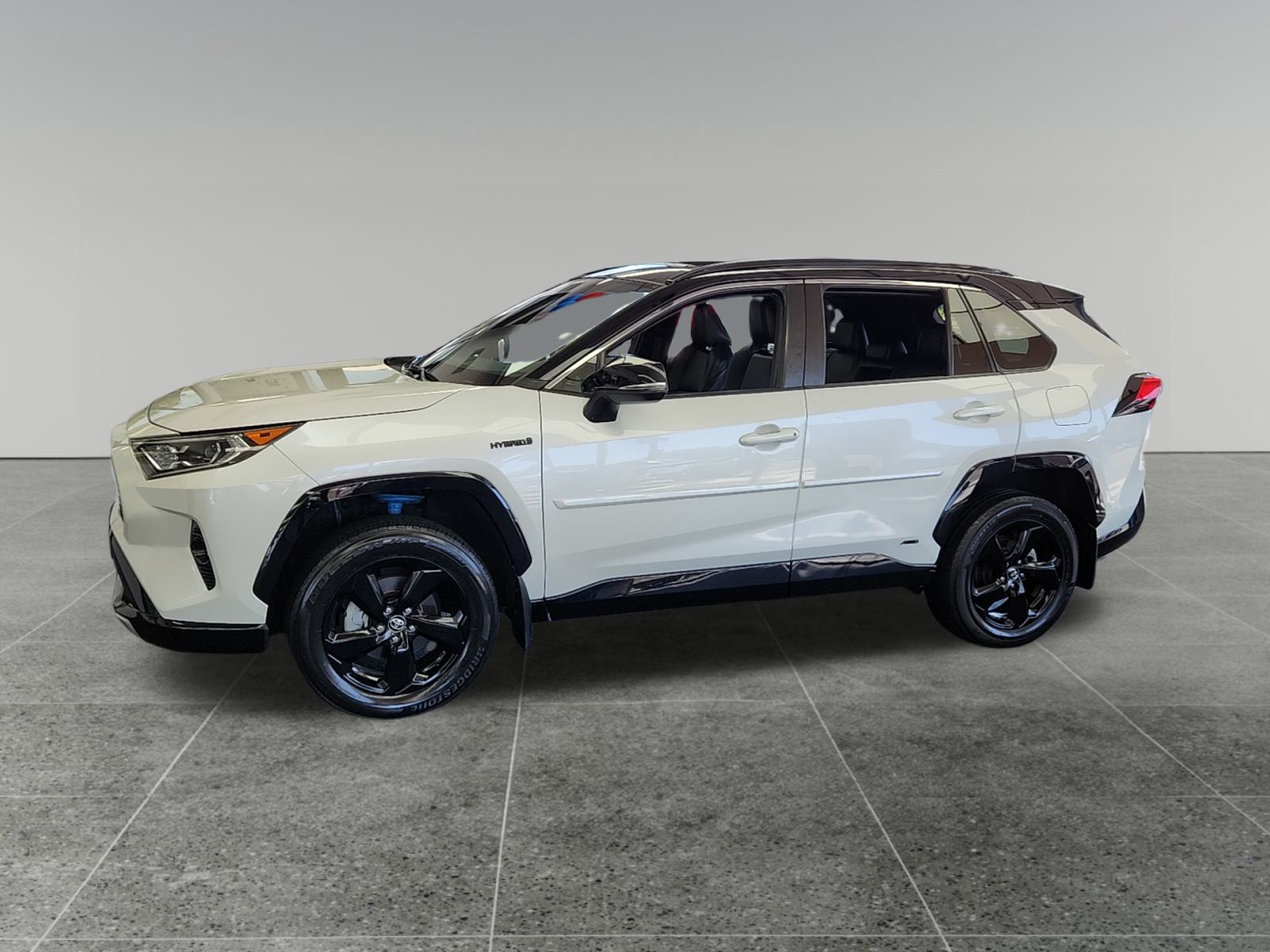 2021 Toyota RAV4 Hybrid XSE 4