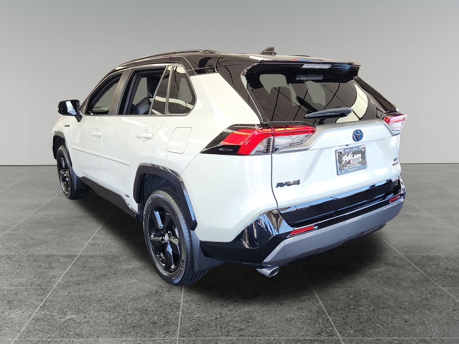 2021 Toyota RAV4 Hybrid XSE 5