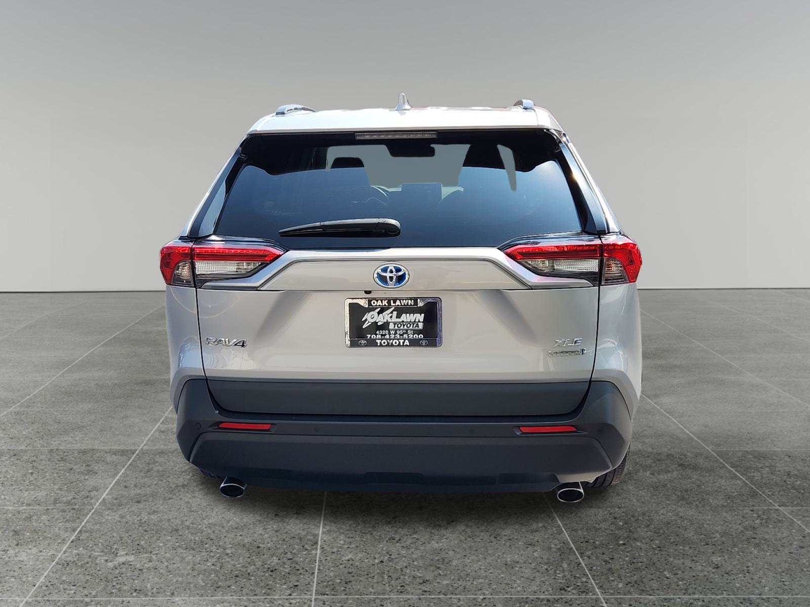 2021 Toyota RAV4 Hybrid XLE Premium 6