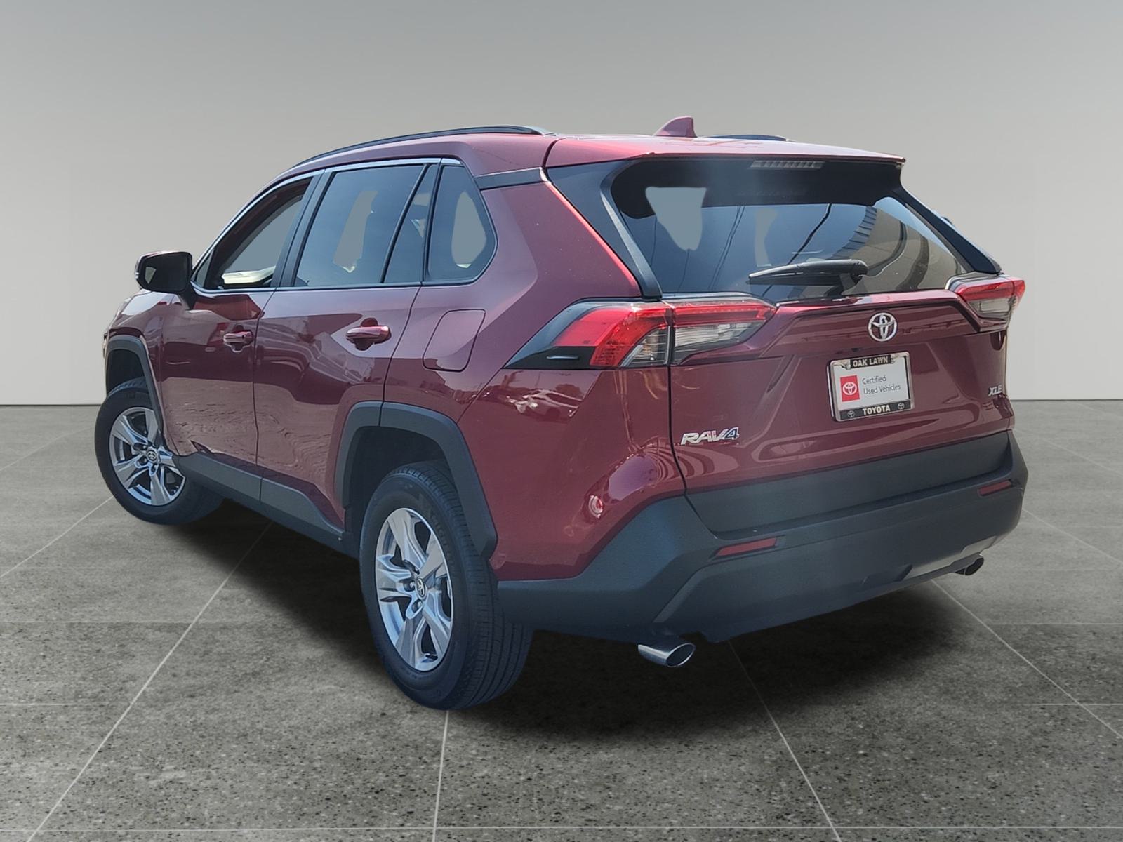 2023 Toyota RAV4 XLE 5