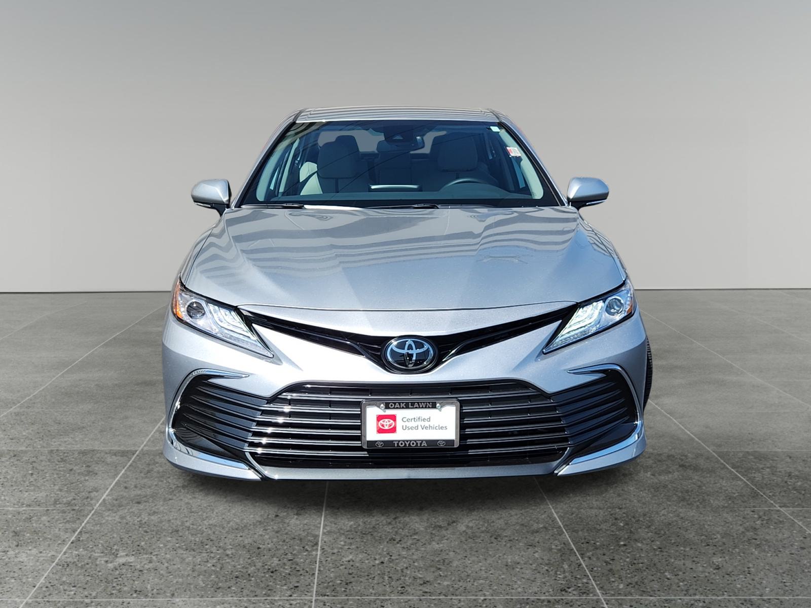 2024 Toyota Camry XLE 2