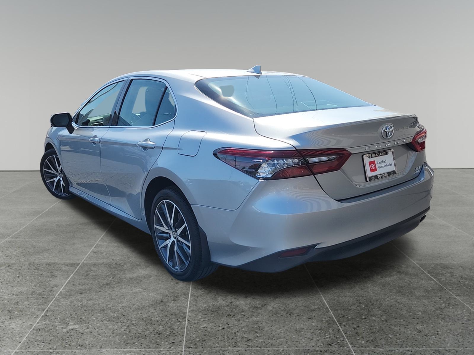 2024 Toyota Camry XLE 5