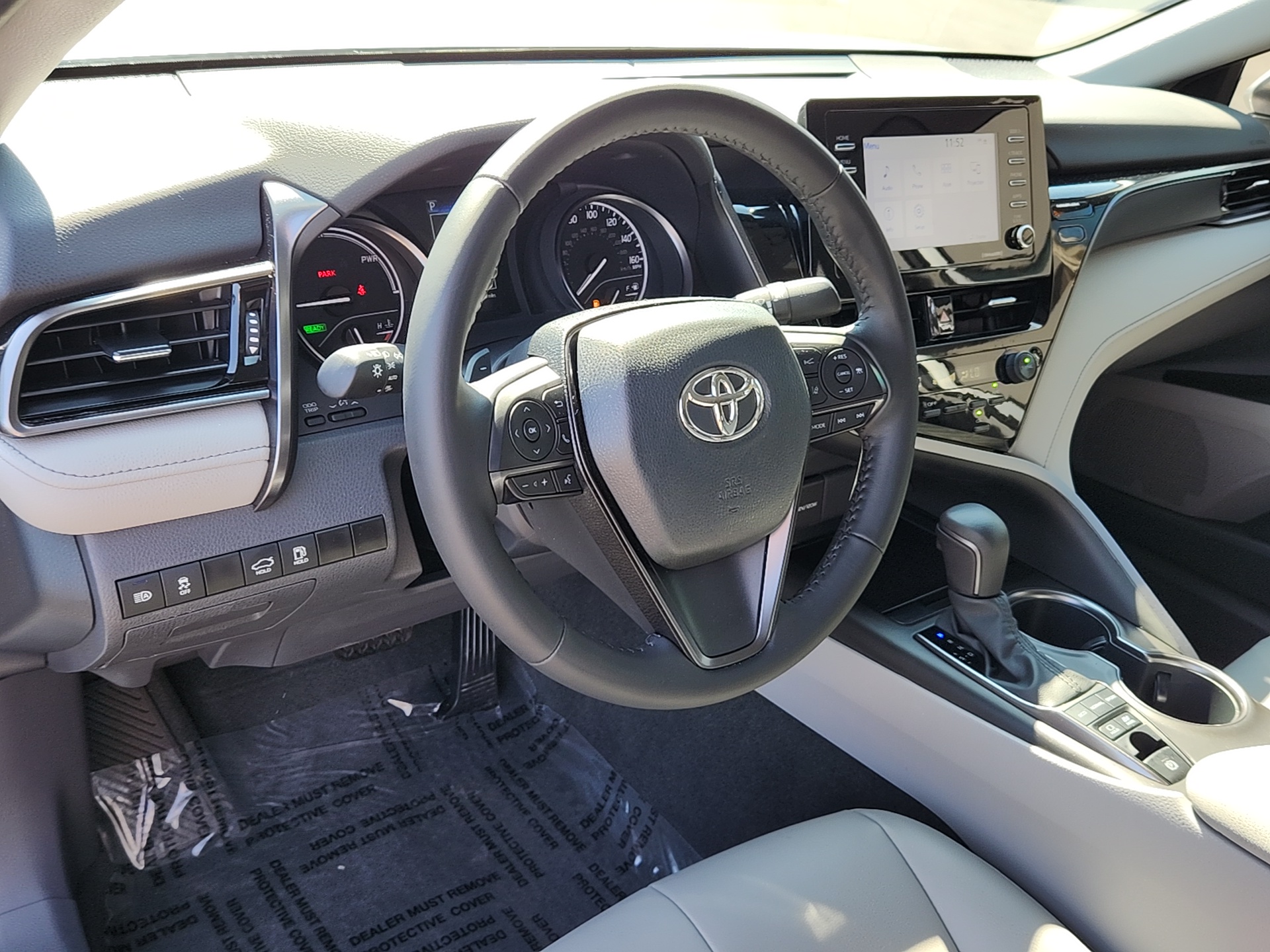 2023 Toyota Camry Hybrid SE 11