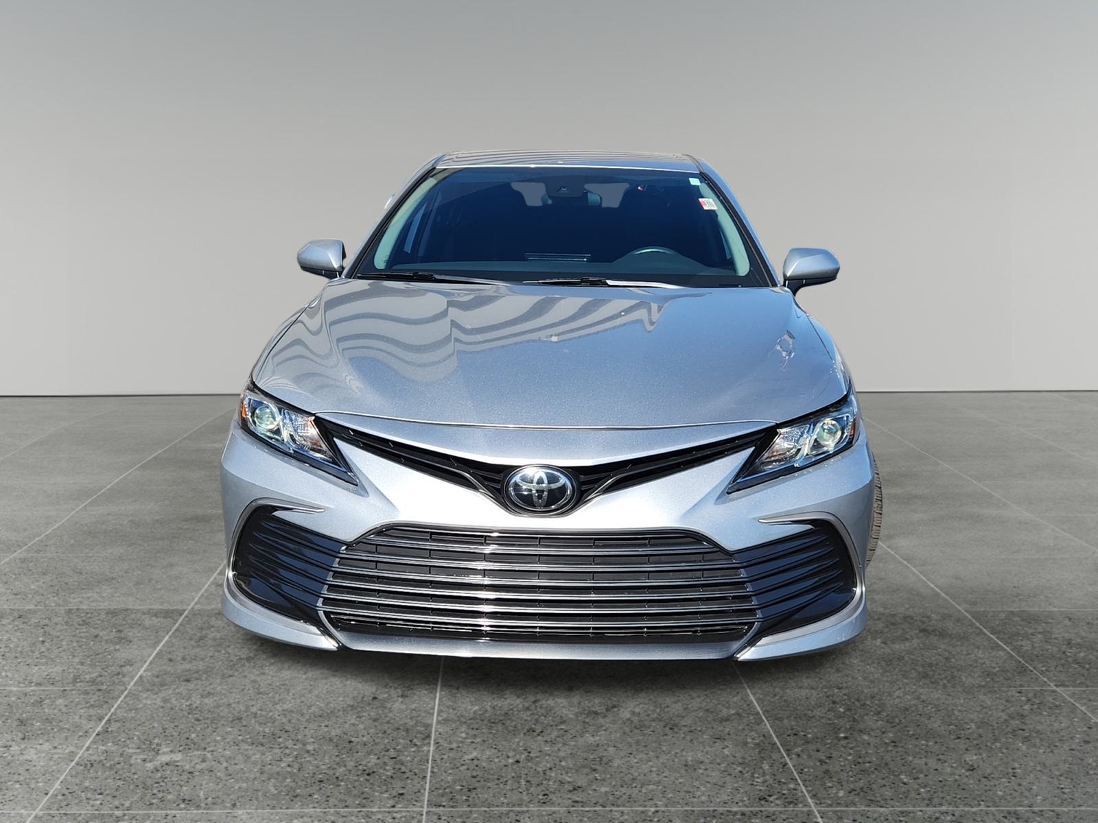 2021 Toyota Camry LE 2