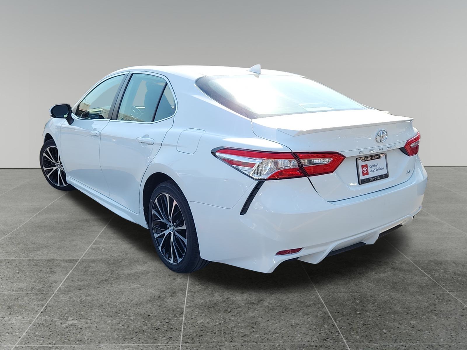 2020 Toyota Camry SE 5