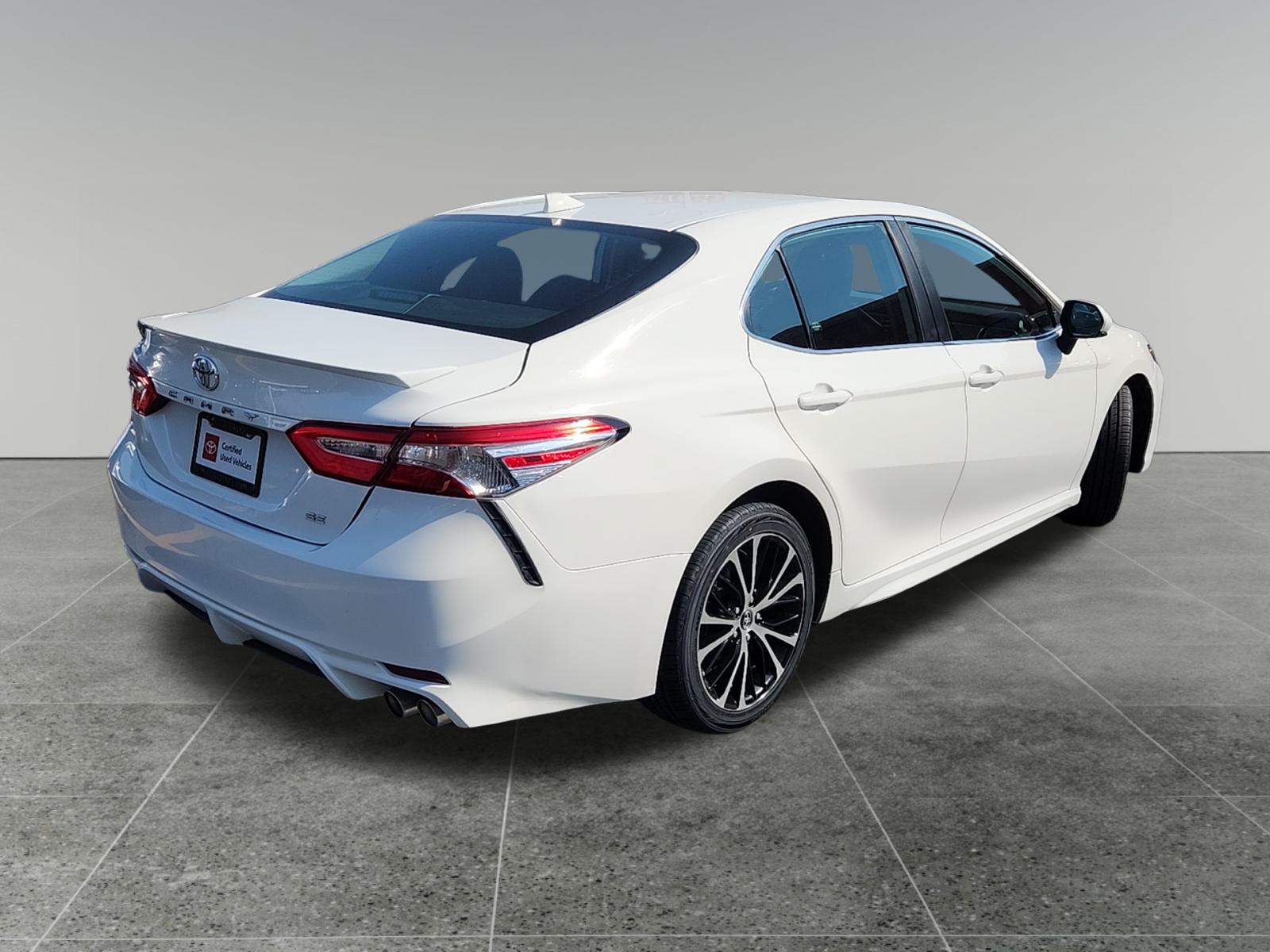 2020 Toyota Camry SE 7