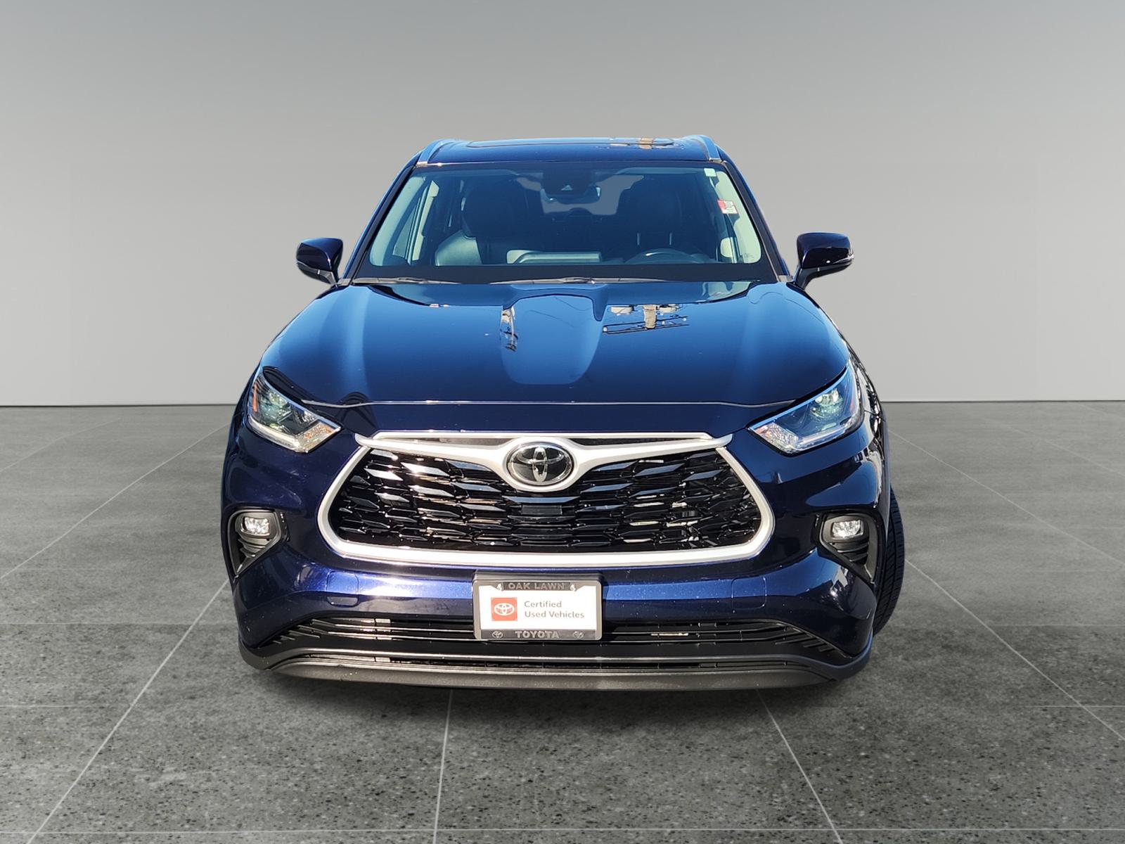 2021 Toyota Highlander XLE 2