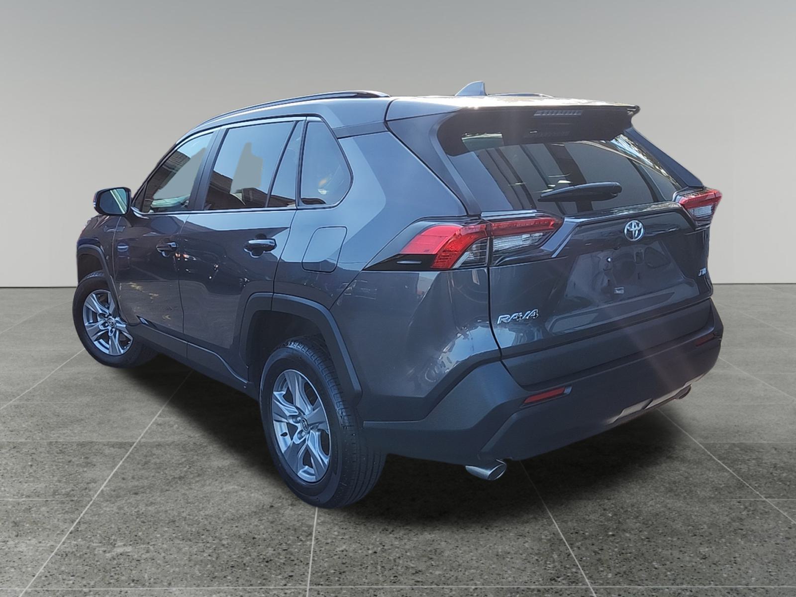 2024 Toyota RAV4 XLE 5