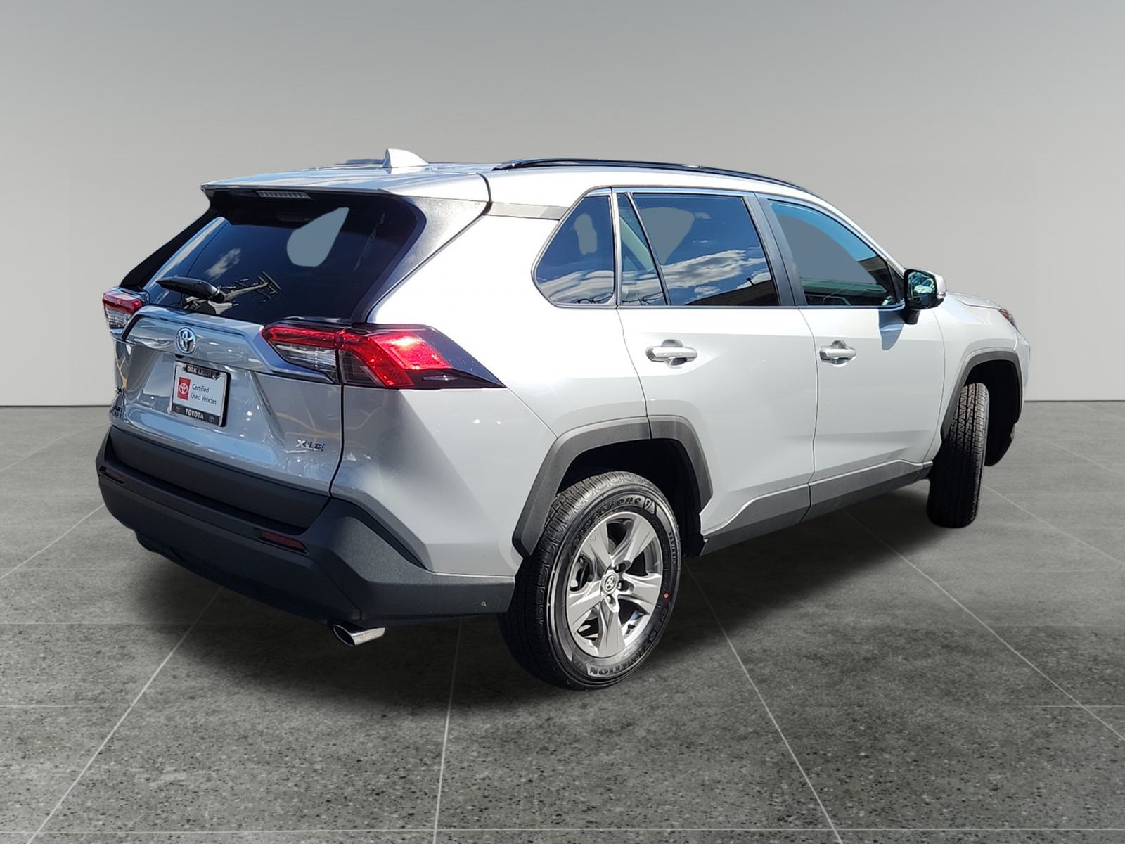 2024 Toyota RAV4 XLE 7