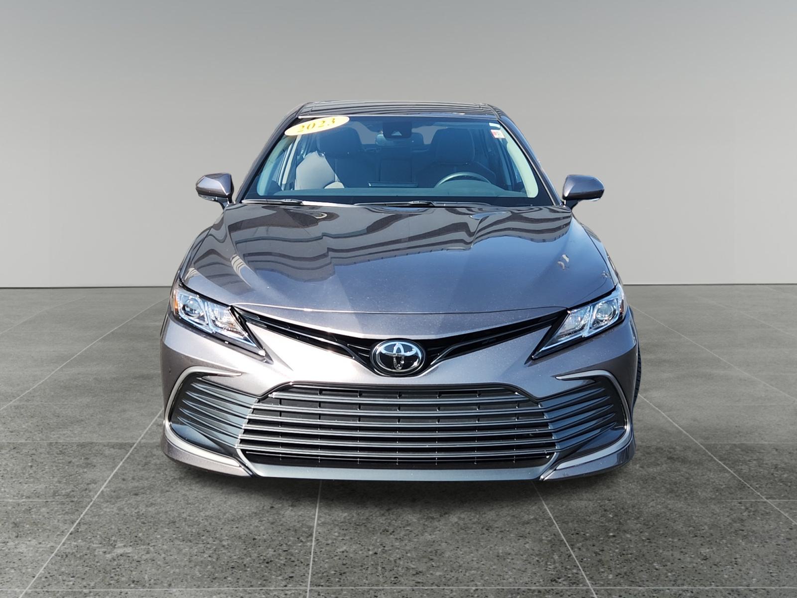 2023 Toyota Camry LE 2