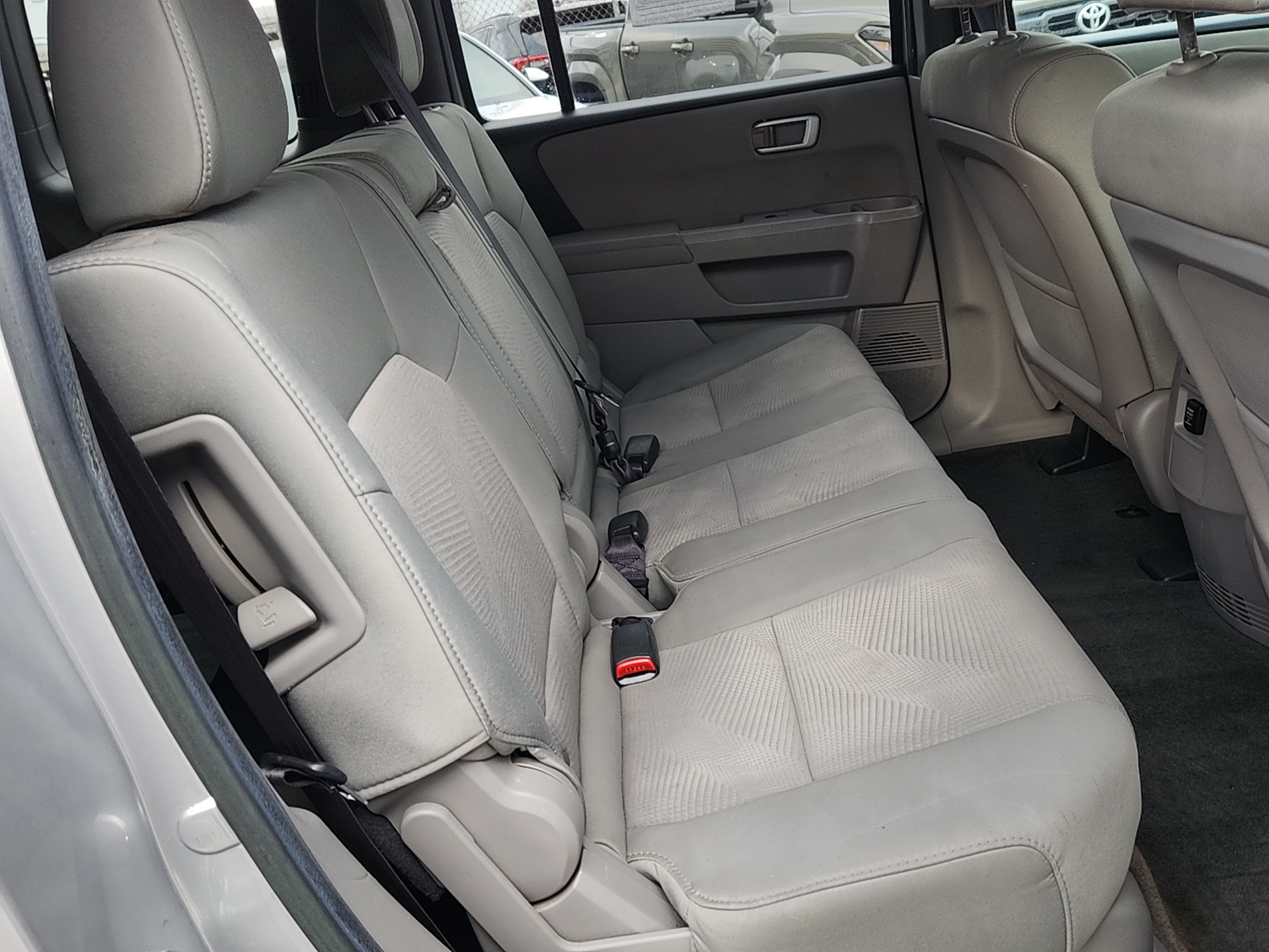 2013 Honda Pilot LX 27