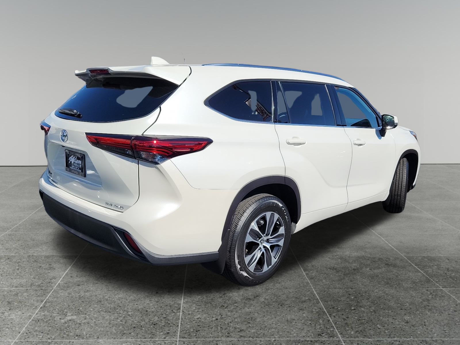 2021 Toyota Highlander XLE 7